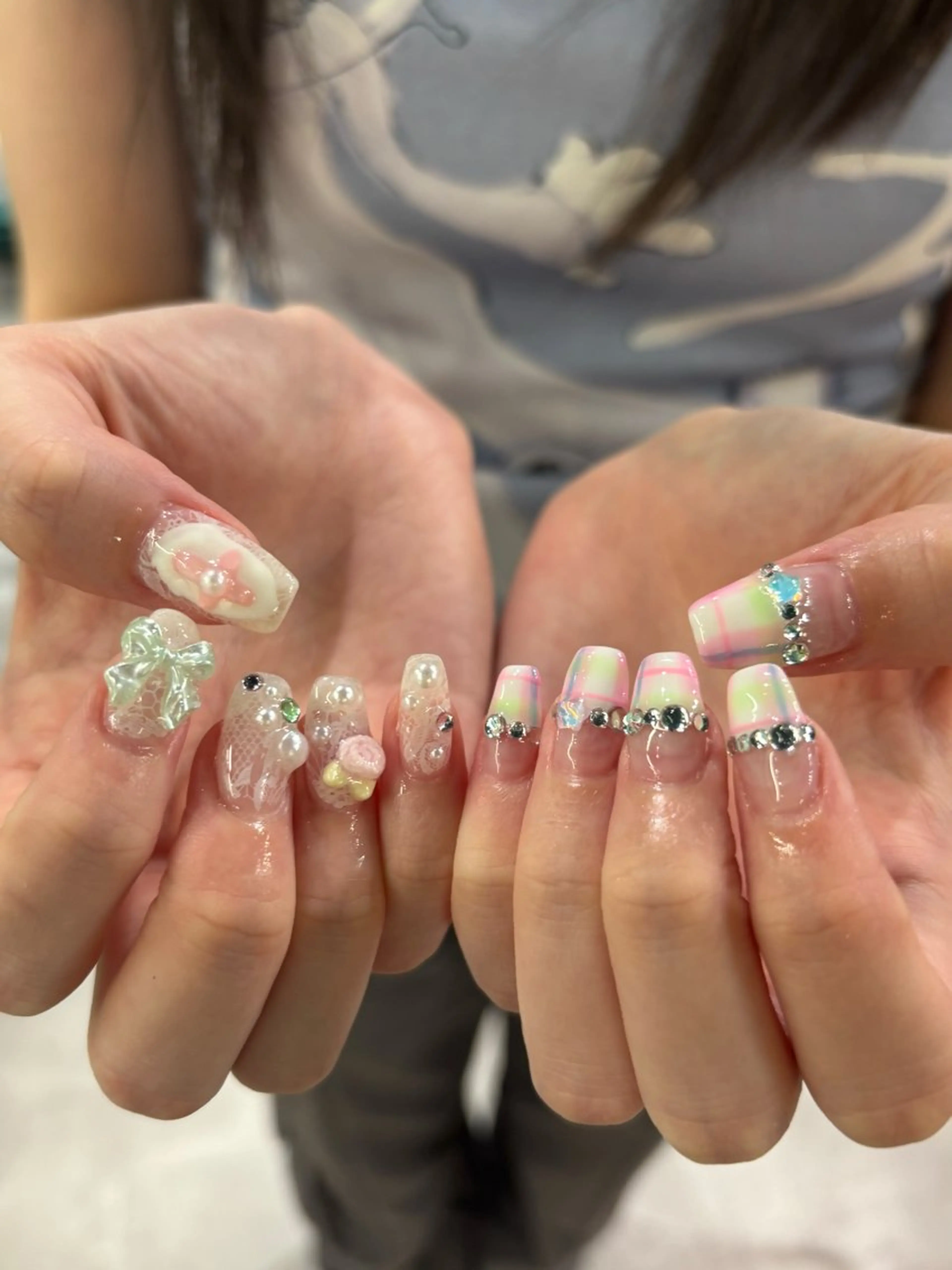 ネイル ニコネイル下北沢店所属・miyu ˚ ༘ ೀのネイルデザイン