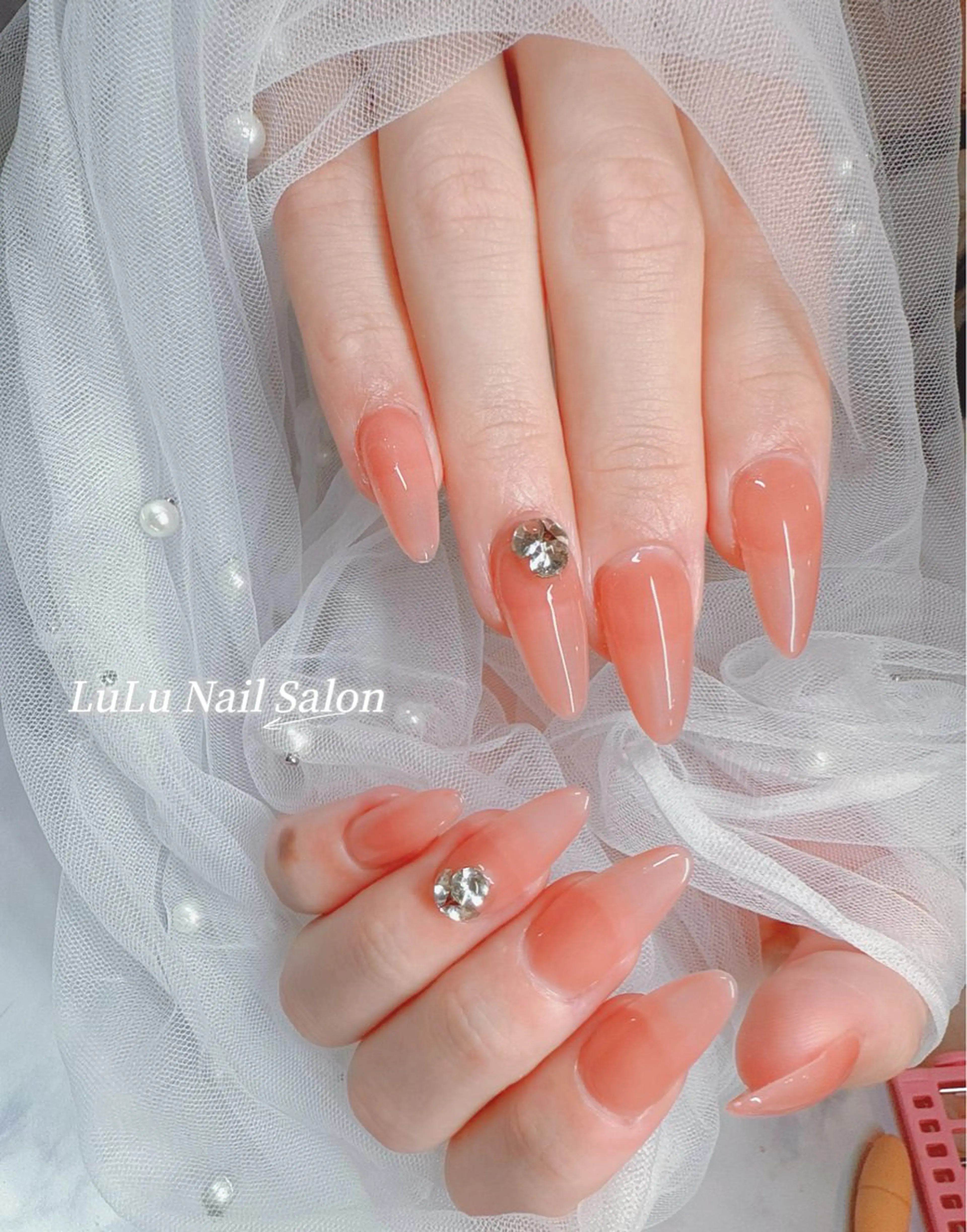 ネイル ハンドネイル LULU Nail  Salon 新宿所属・LU LU NailSalonのネイルデザイン