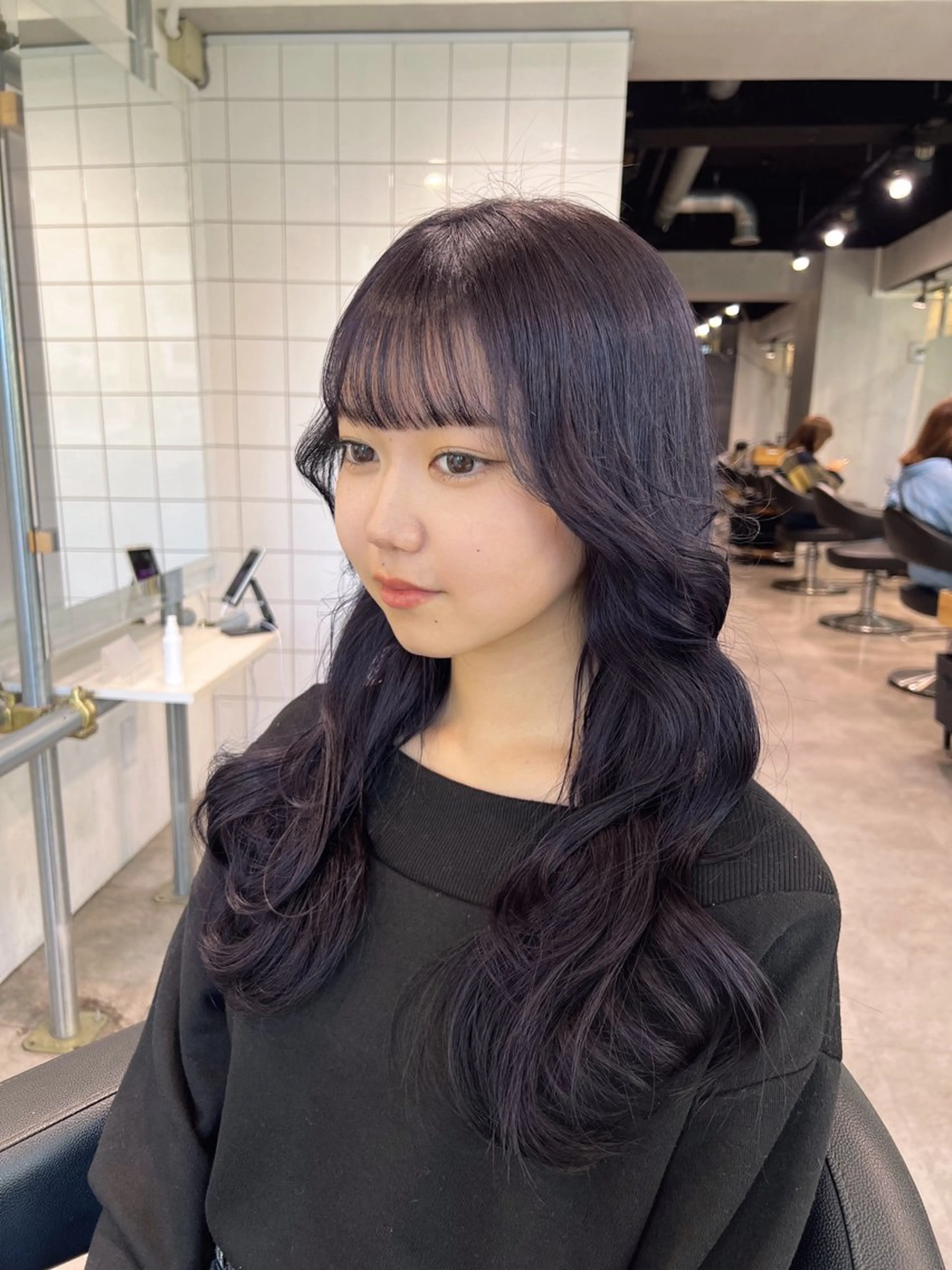 ロング カラー ヘアカラー 暗髪🩶ラベンダー/ ブルー/ユウナ🤍のヘアスタイル