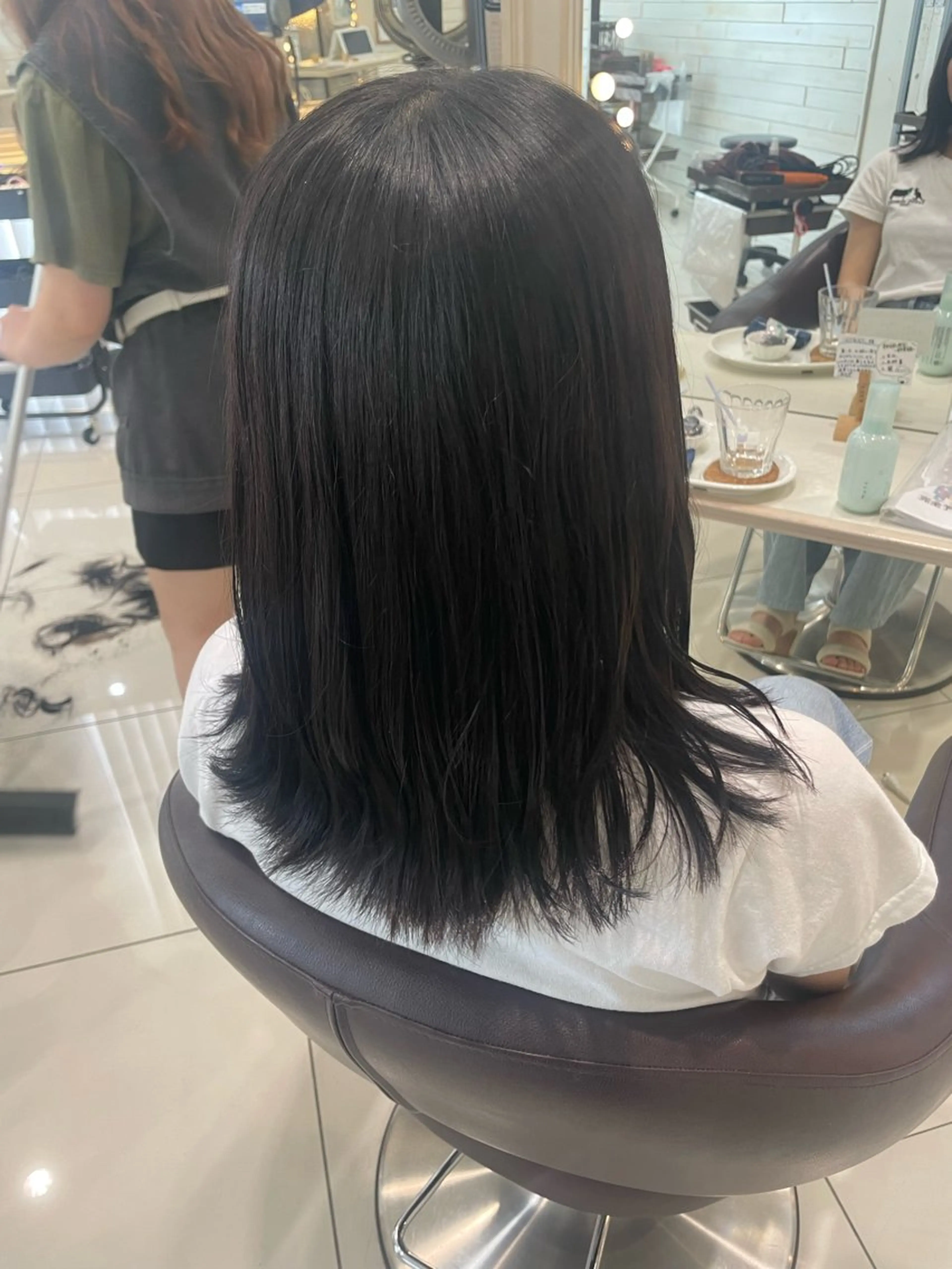 ミディアム 透明感color吉田 沙羅のヘアスタイル