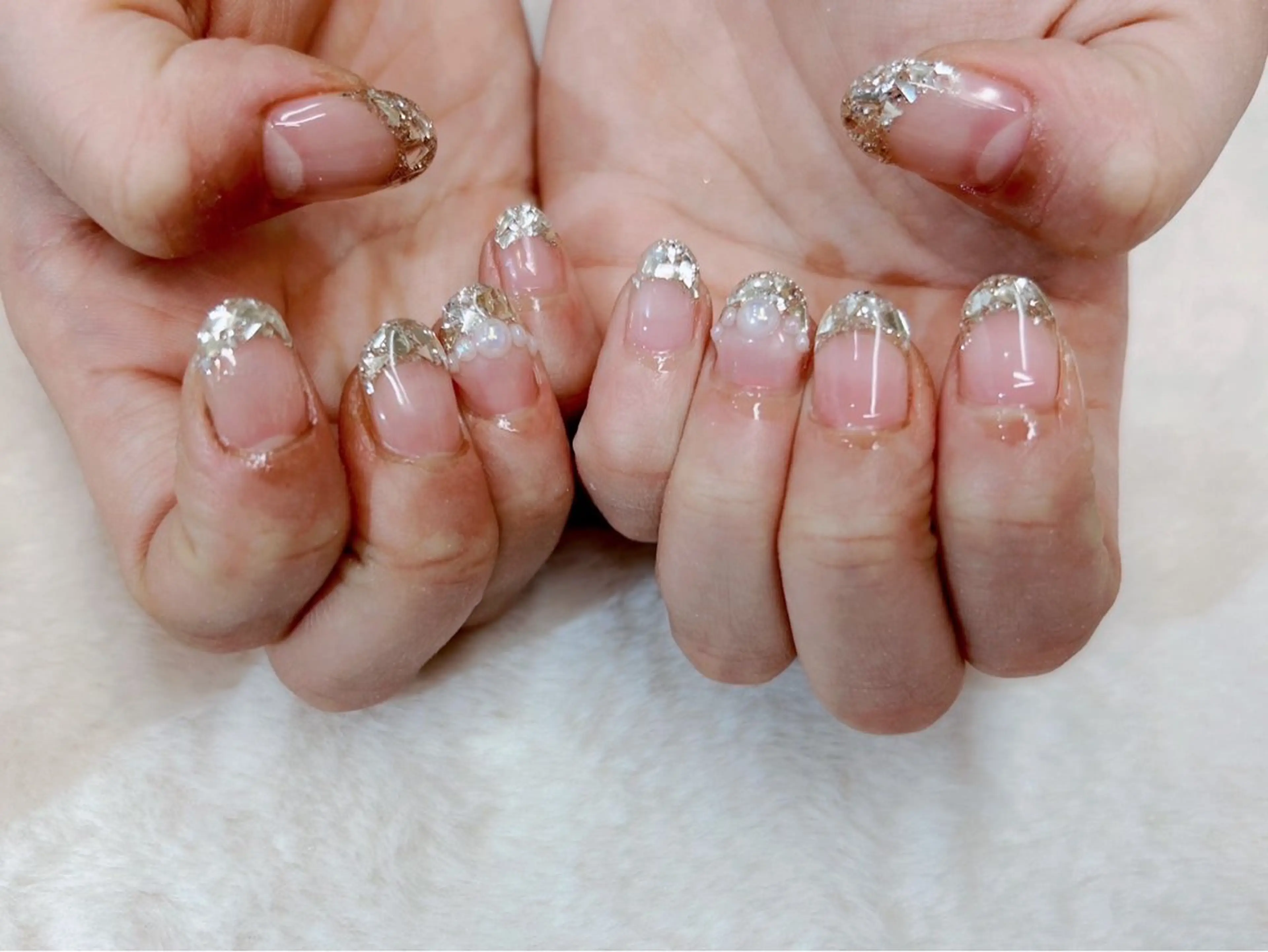 ネイル フレンチネイル ガラスフレンチ キラキラネイル ハンドネイル ハンドケア 心斎橋Salon Epokkuのネイルデザイン