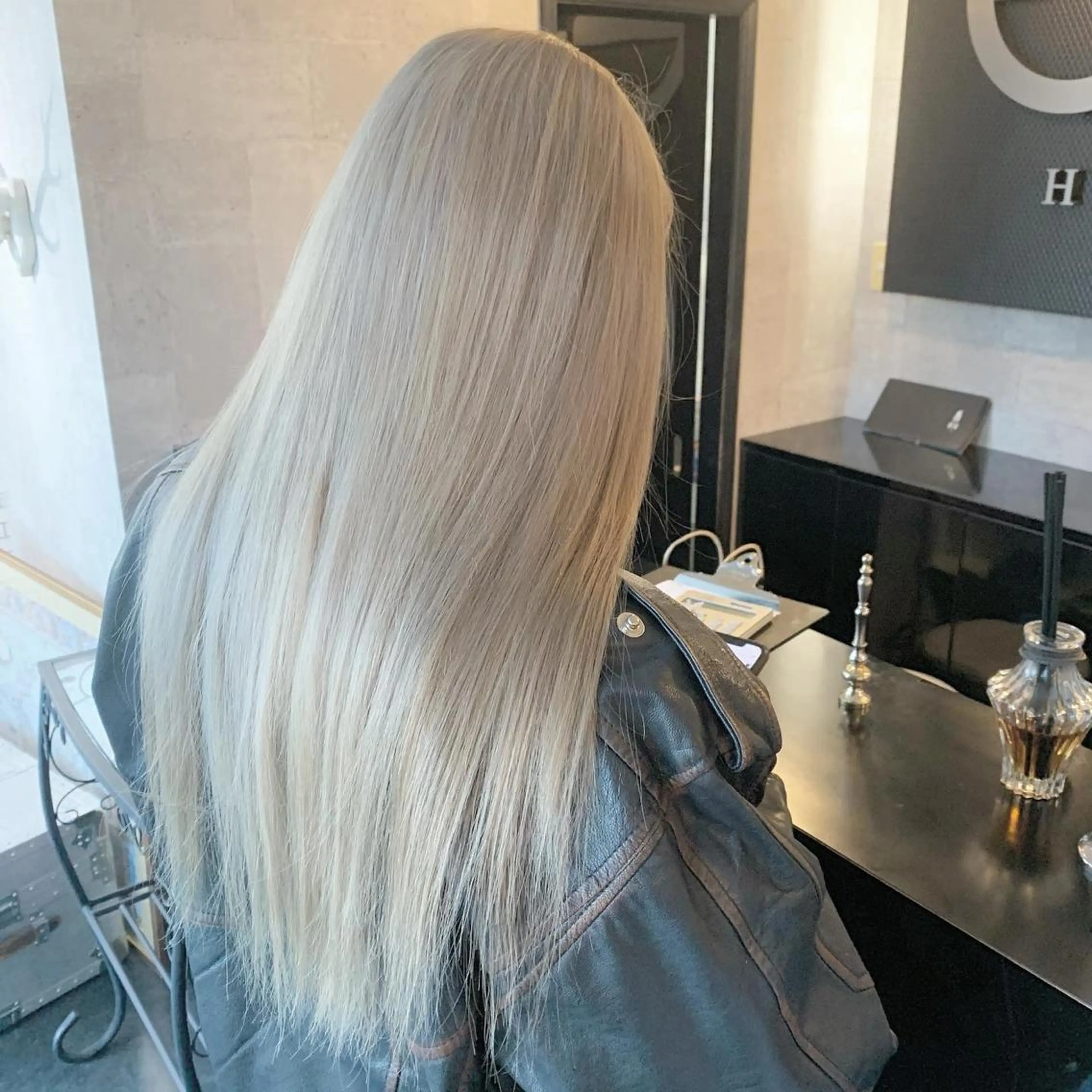 ロング ヘアカラー actanoid etto所属・佐藤 香太のヘアスタイル