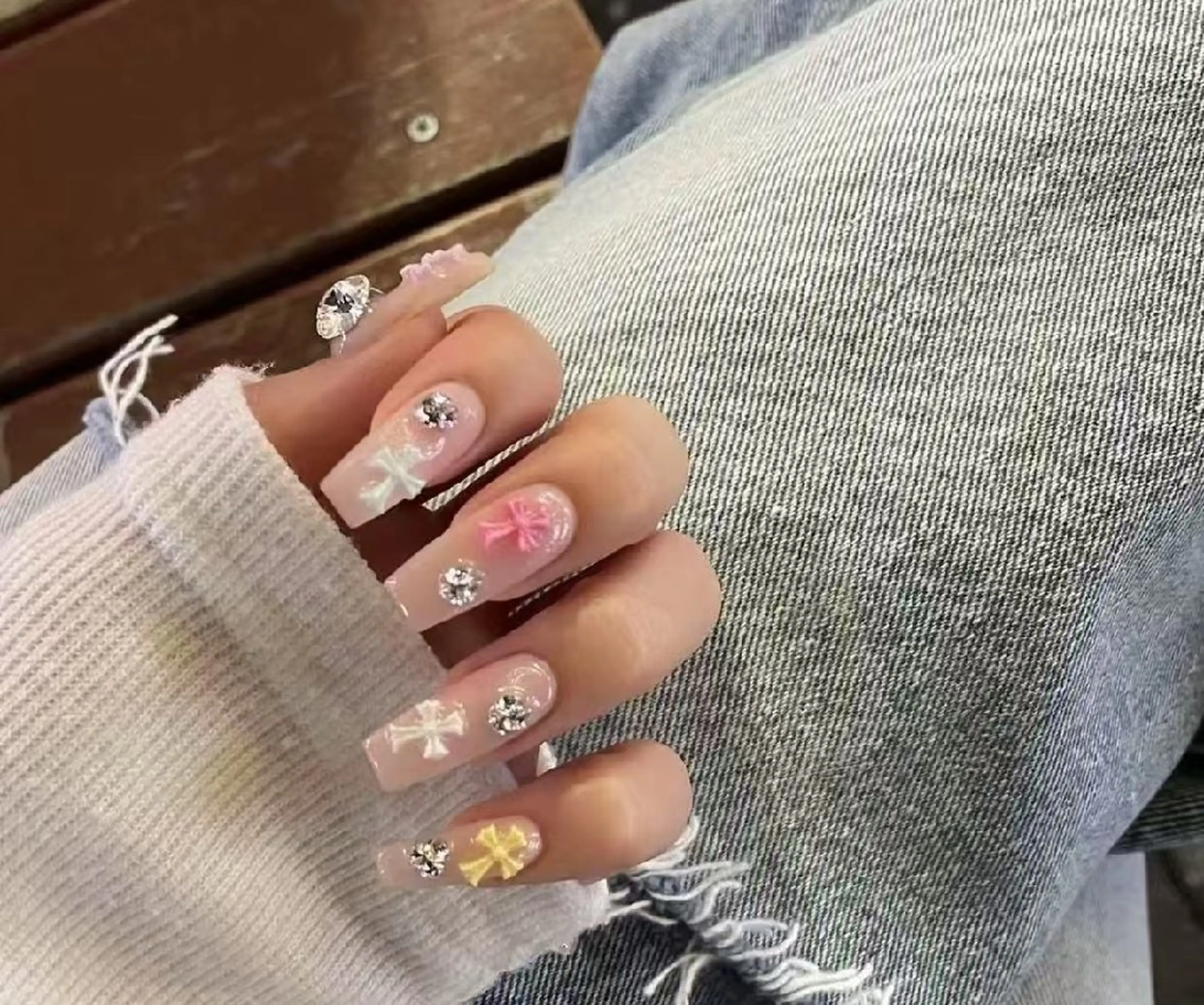 ネイル フラワーネイル フレンチネイル ジェルネイル ガラスフレンチ ハート ハンドネイル Oomiya 服部のネイルデザイン