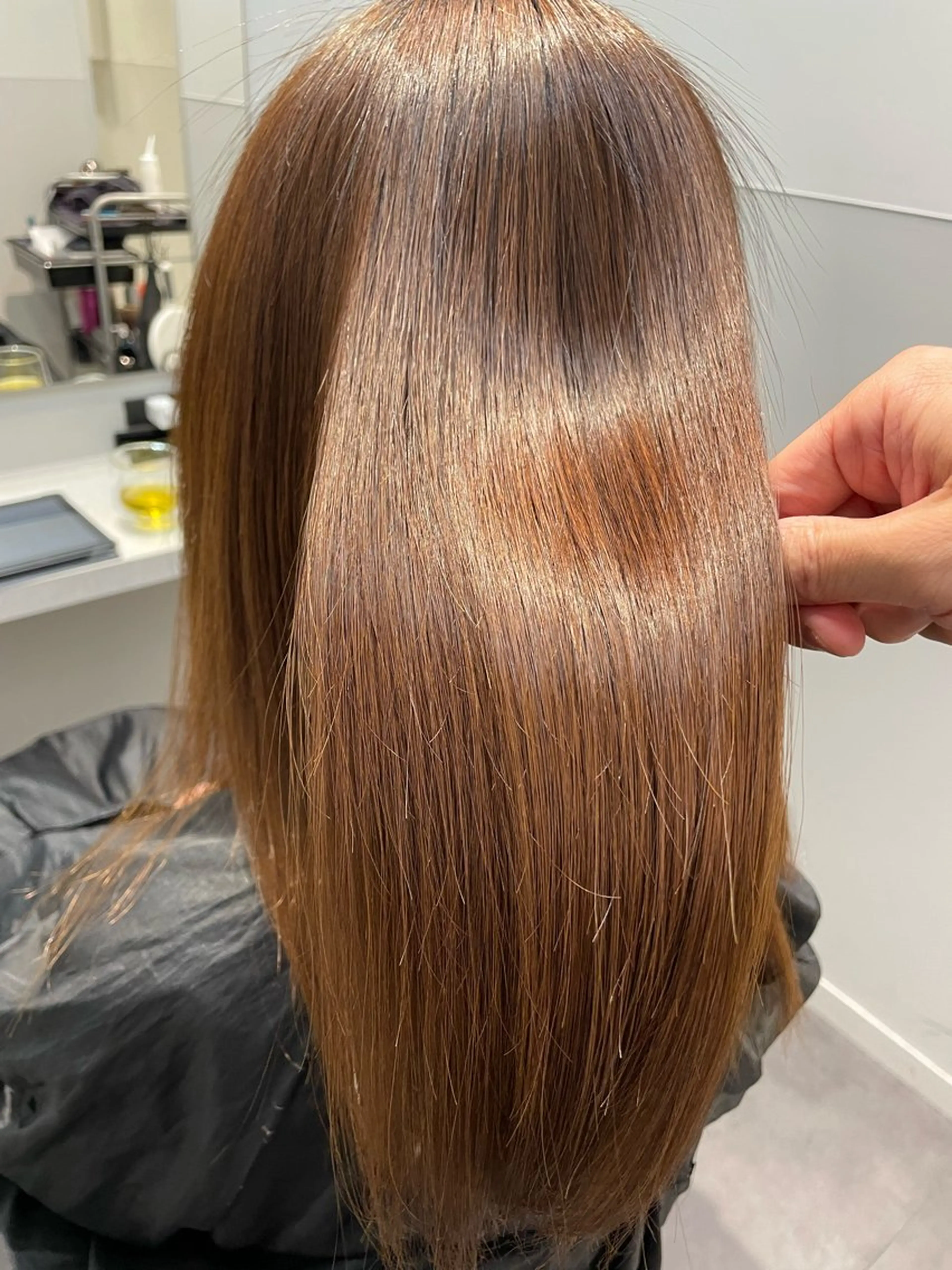 ミディアム カット トリートメント share salon higashi umeda所属・大阪 美容師 林のヘアスタイル