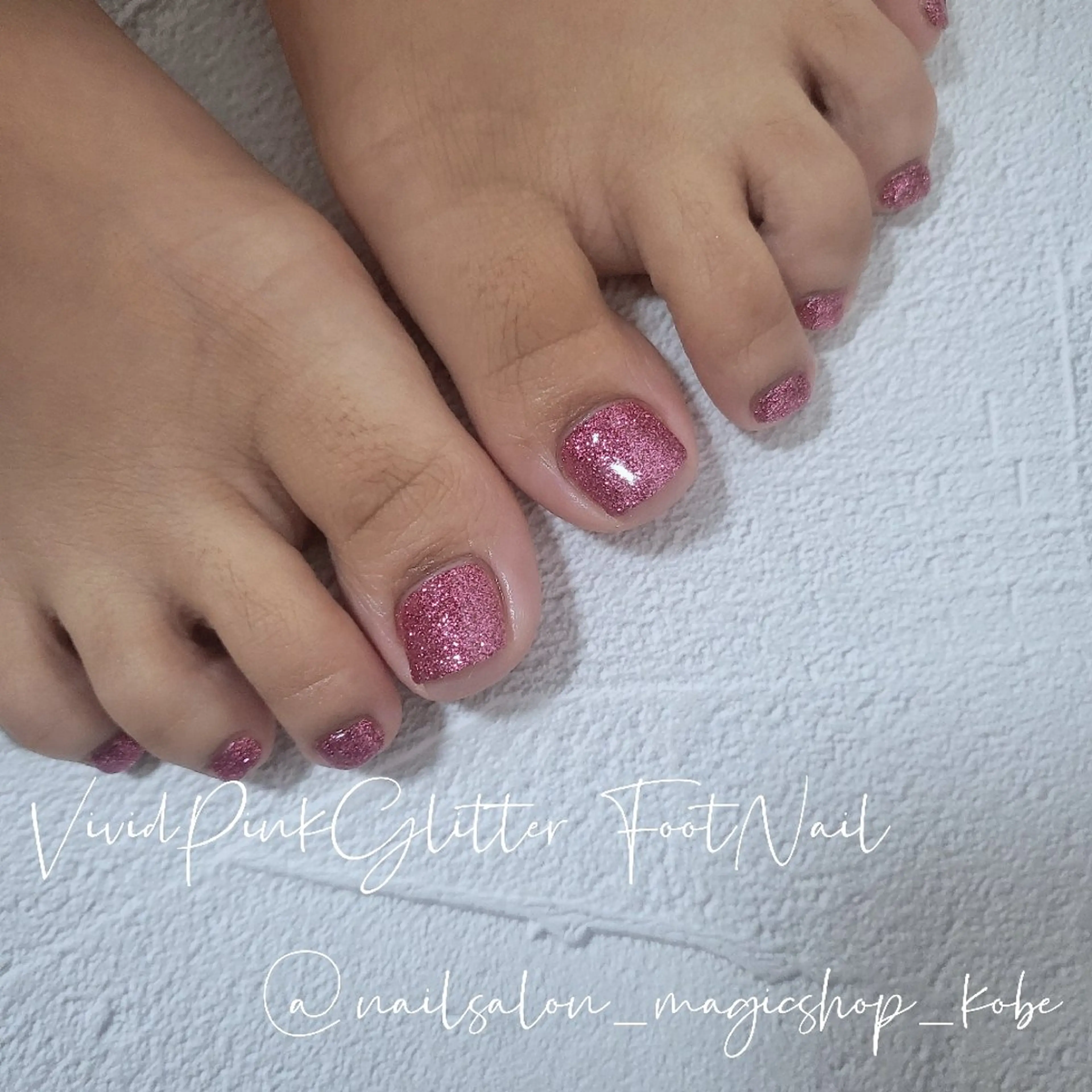 ネイル フットネイル ジェルネイル キラキラネイル ラメ(グリッター) ワンカラーネイル フットネイル Nailsalon MagicShopのネイルデザイン