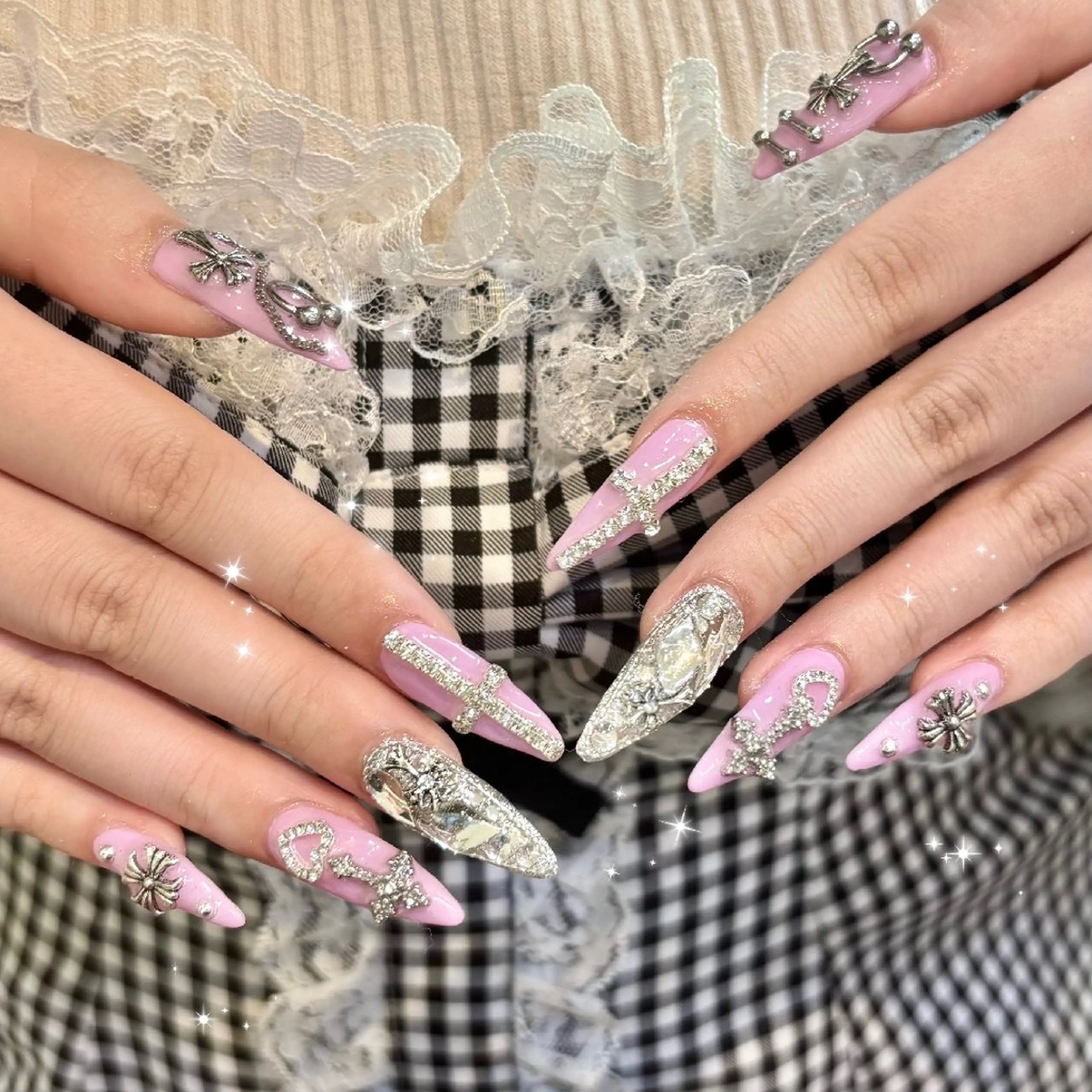 ネイル ハンドネイル SLASH所属・Momo ♡のネイルデザイン