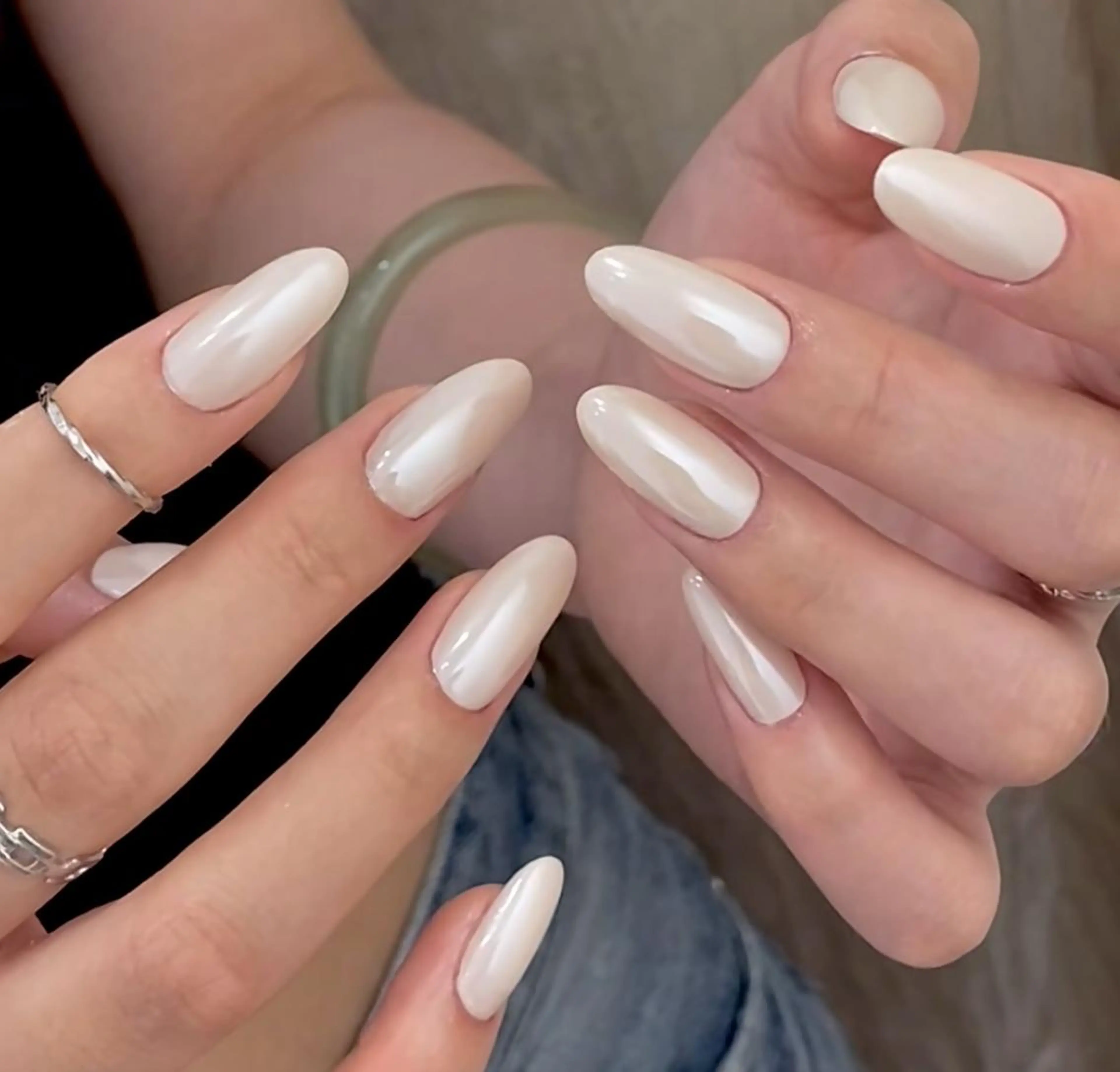 ネイル ハンドネイル 🎀 Ayaka_nailのネイルデザイン