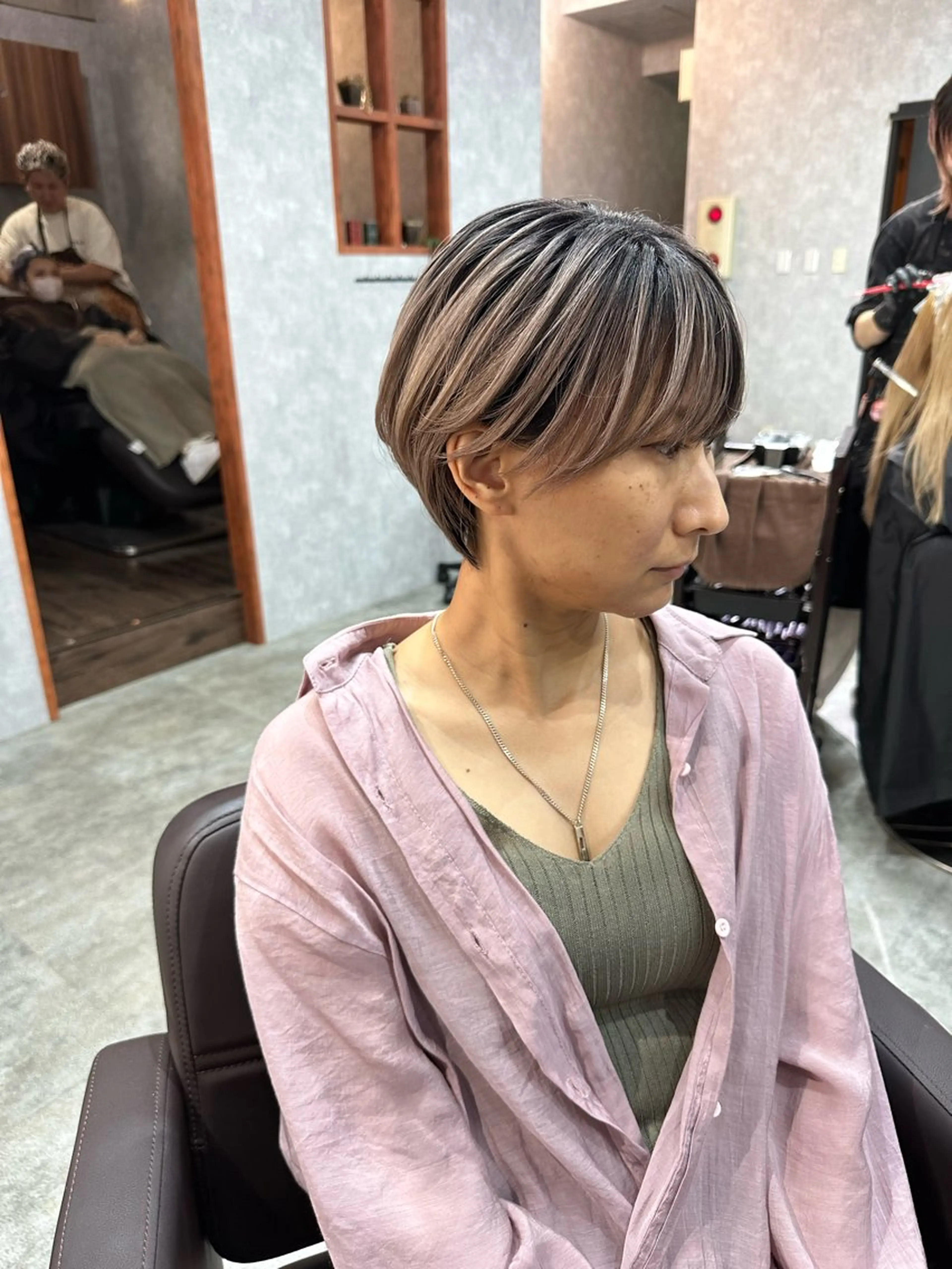 ショート 切りっぱなしボブ ショートボブ ハンサムショート 丸みショート ボブ カット ヘアカラー トリートメント C’LD hair  produce /シールドヘア所属・モテ髪/ボブ/ショー ト/アダチフウトのヘアスタイル