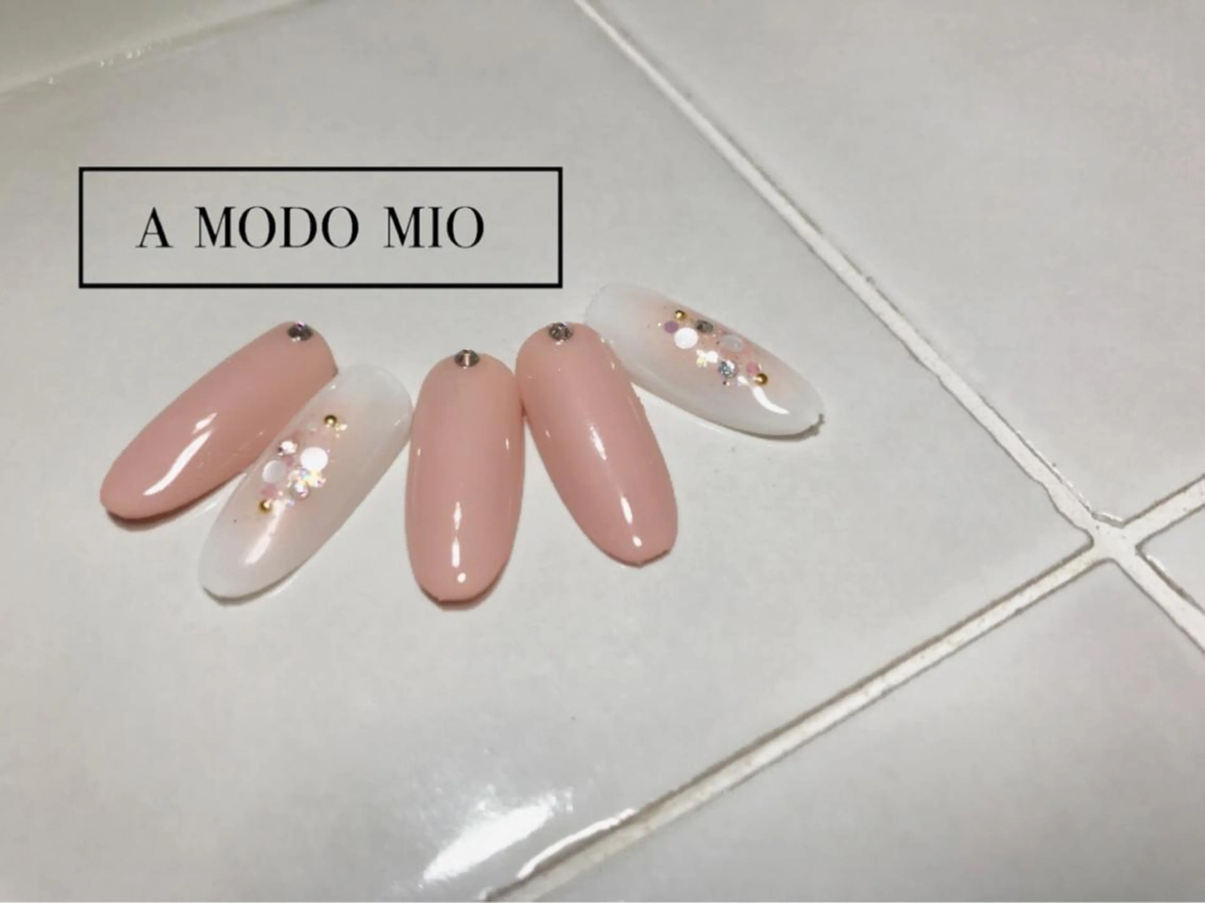 ネイル A MODO MIOのネイルデザイン