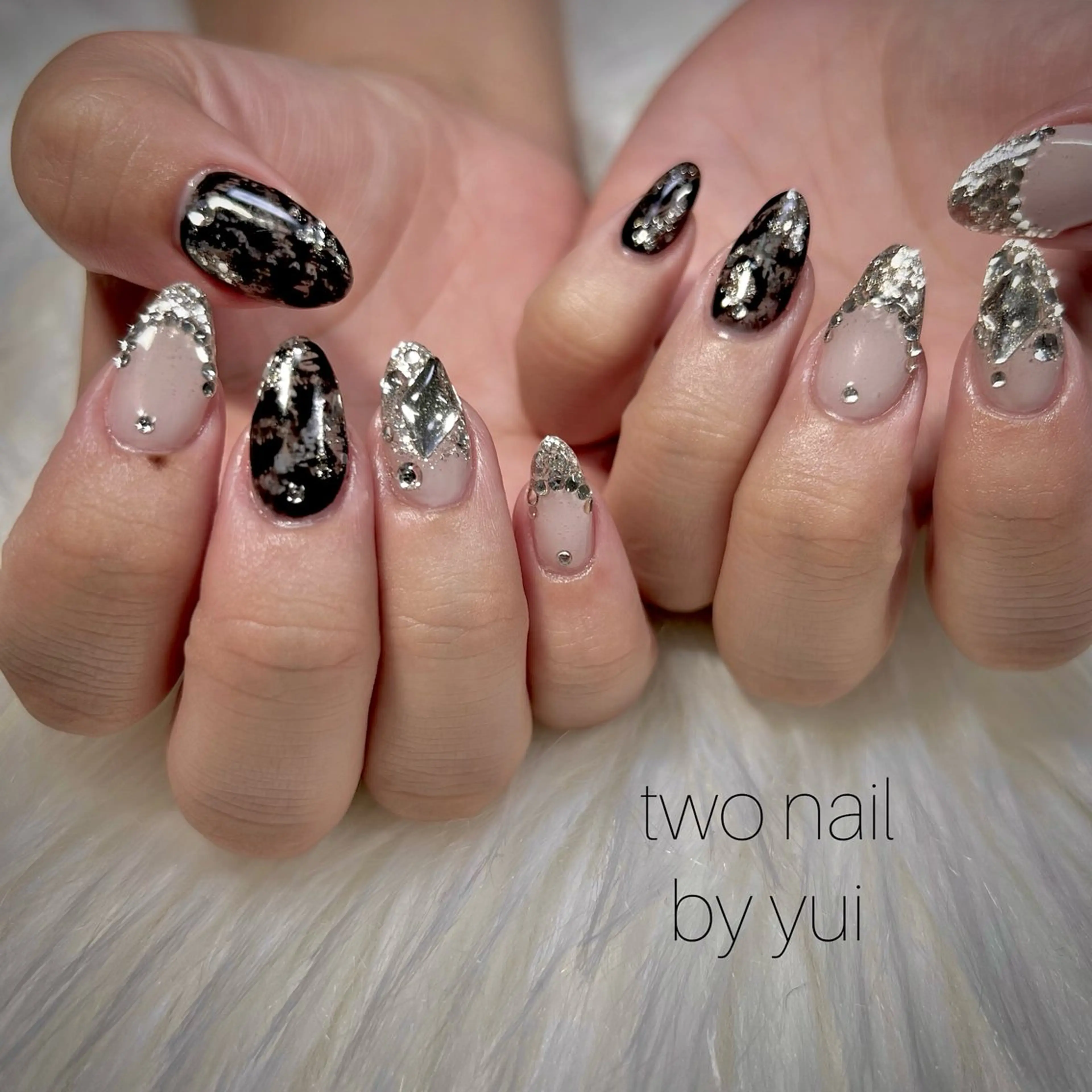 ネイル アートネイル ネイルチップ ホワイト ハンドネイル two nailのネイルデザイン