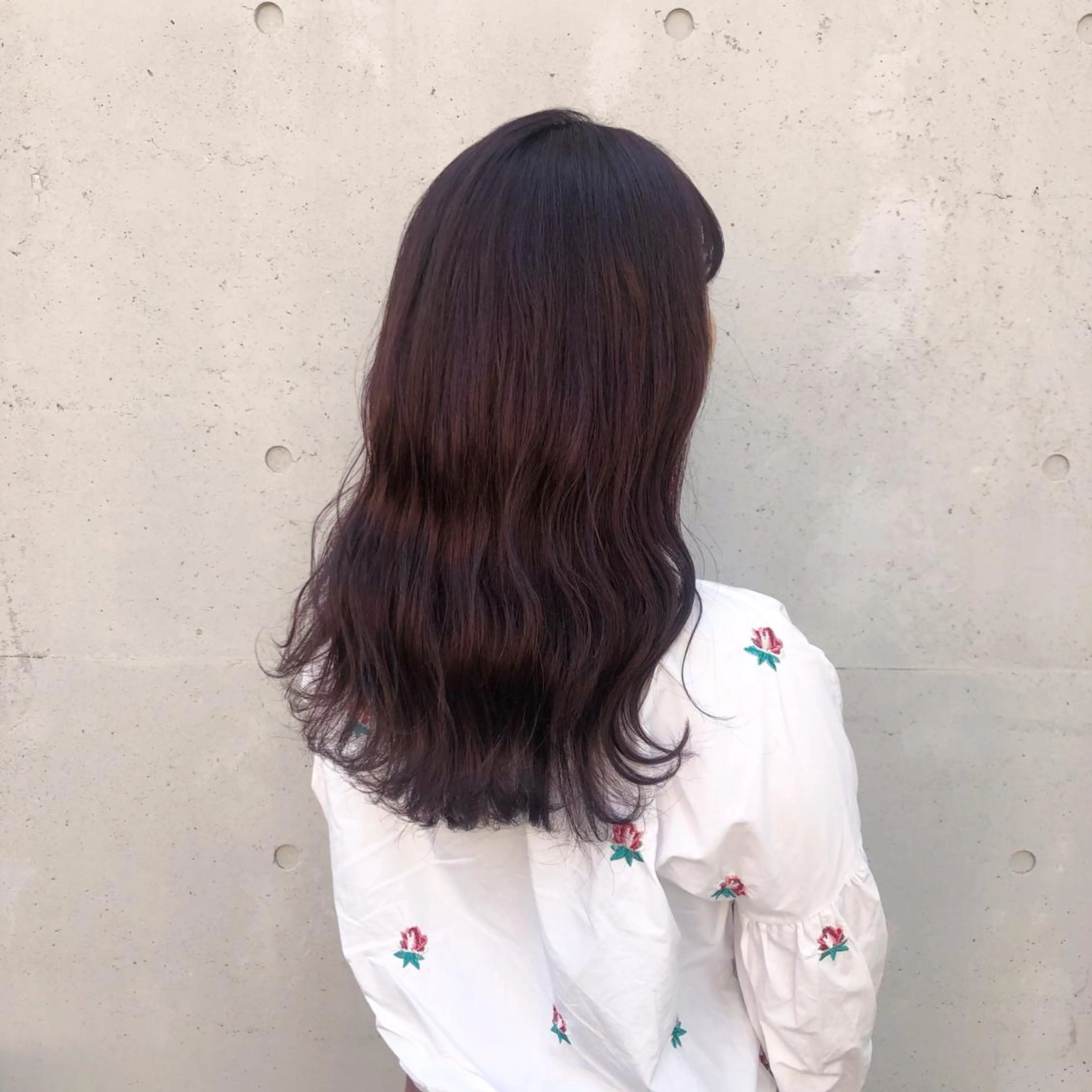 ロング カラー ピンクカラー カット ヘアカラー トリートメント 酸性縮毛矯正🧴韓国 レイヤー/髪質改善のヘアスタイル