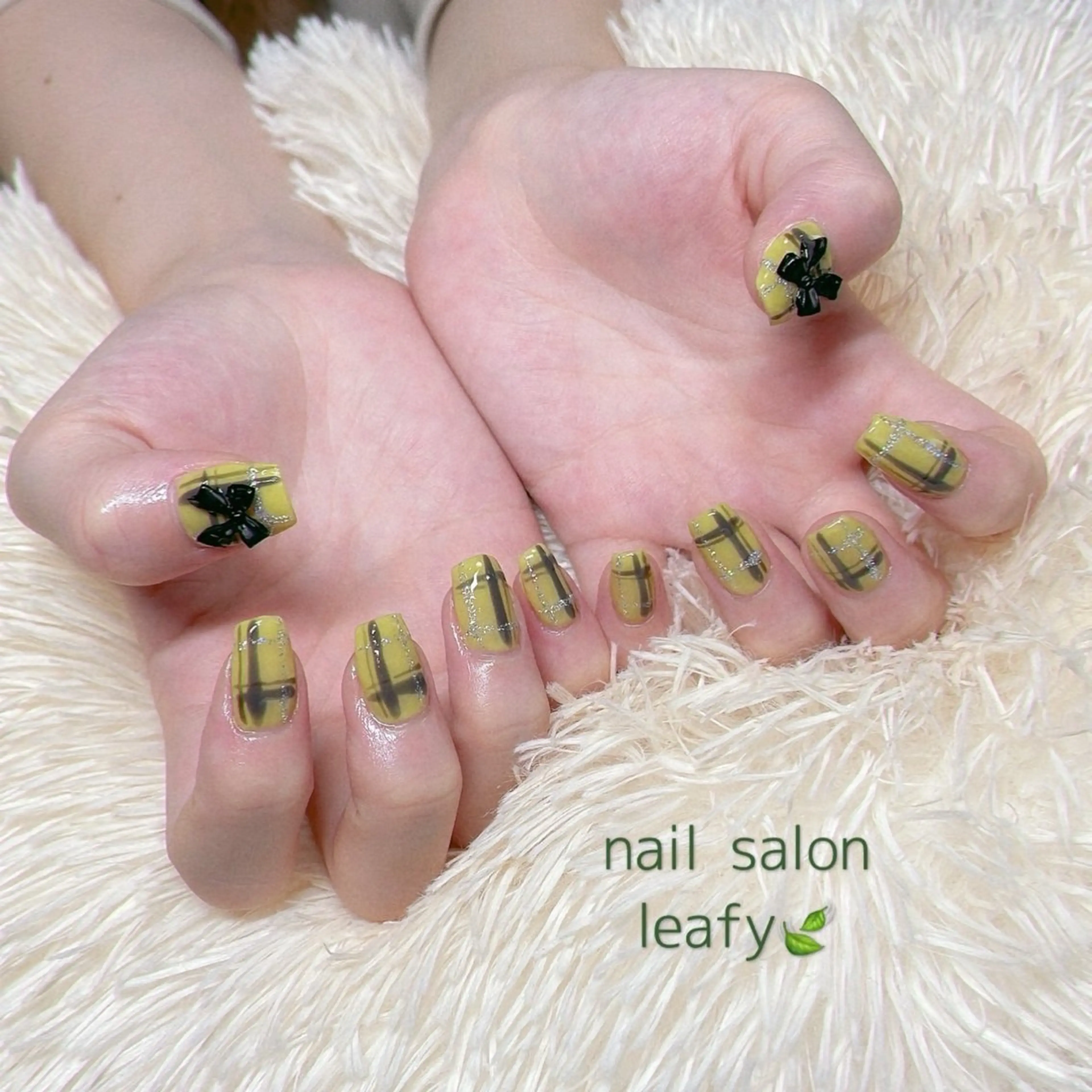 ネイル 持ち込み リボン ネイルサロン leafyのネイルデザイン