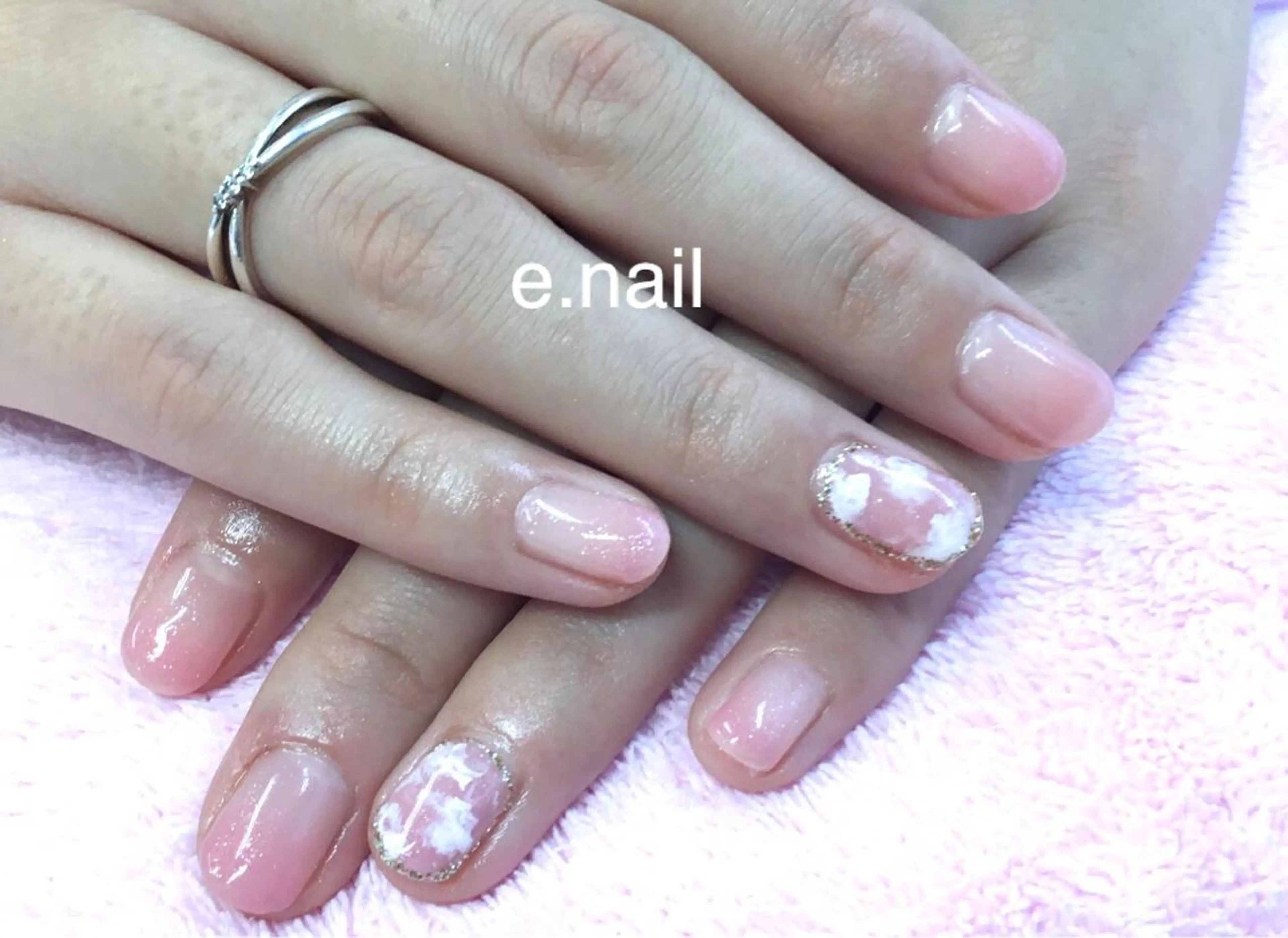 ネイル e.nail所属・和賀井 恵理のネイルデザイン