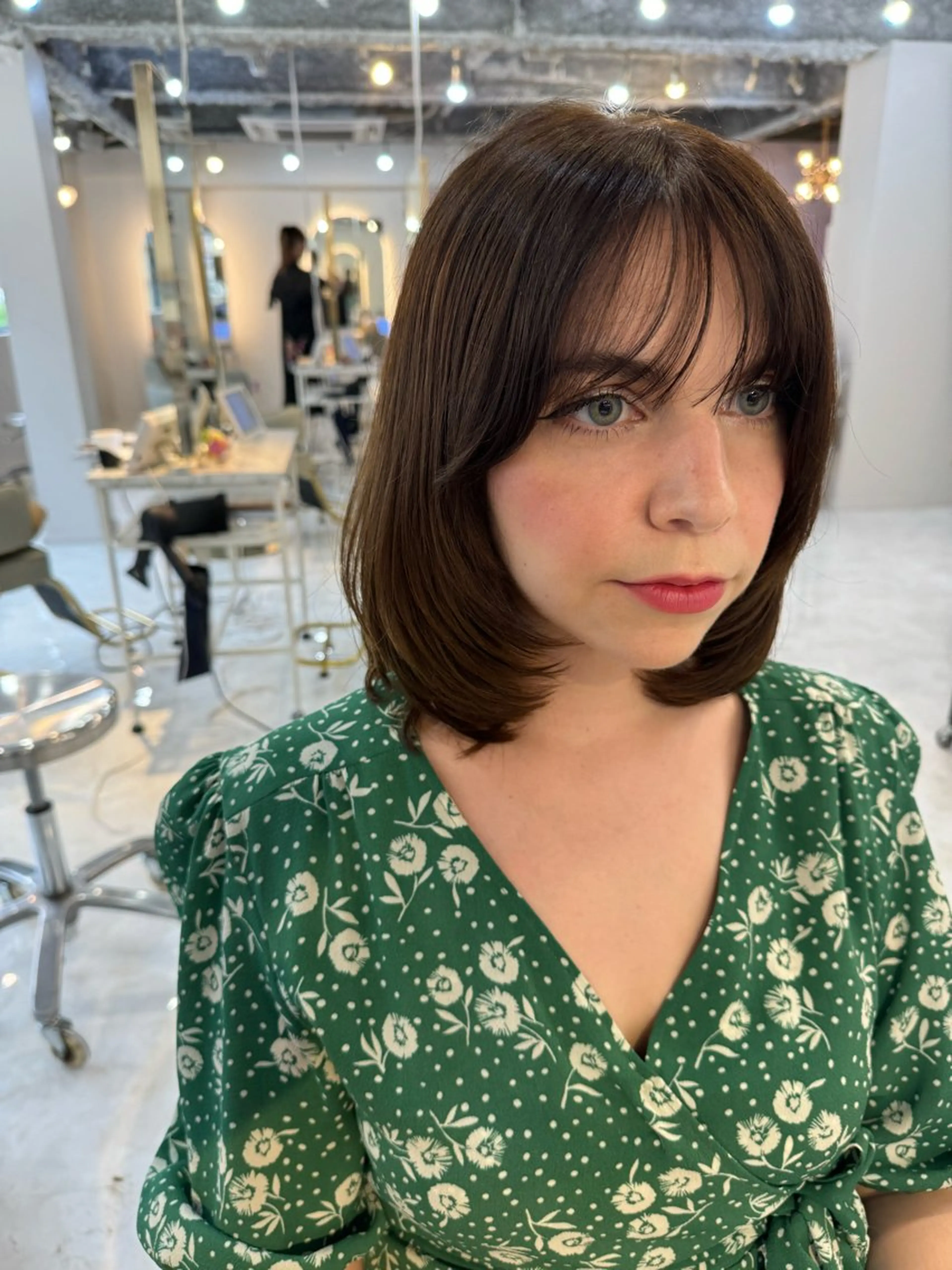 ミディアム ボブレイヤー ボブ レイヤーカット カット ヘアカラー トリートメント レイヤーカット 中屋光貴のヘアスタイル