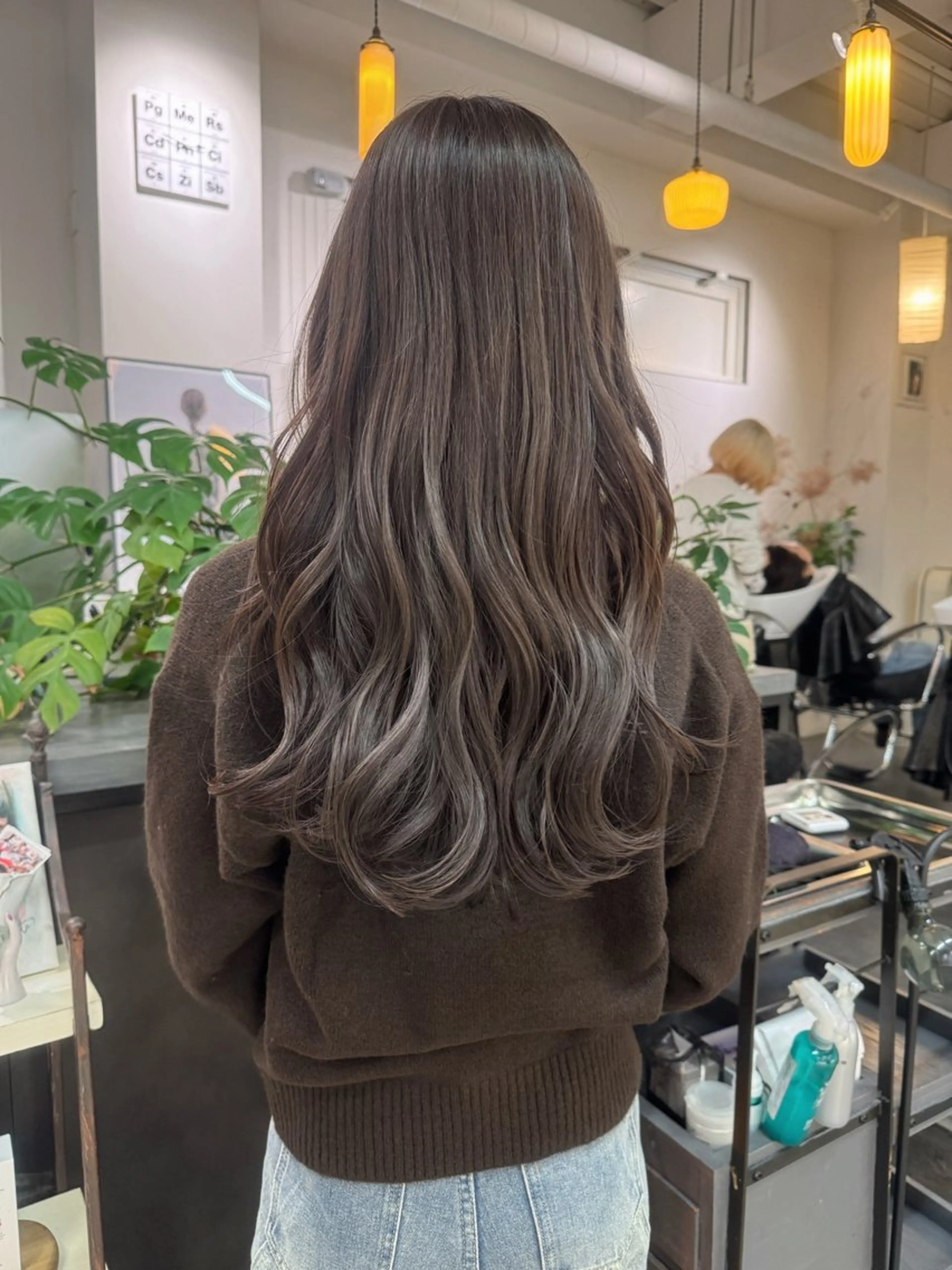 ロング カラー ブリーチ 透明感カラー ロング カット ヘアカラー トリートメント ooit所属・ooit 【オーイット】のヘアスタイル