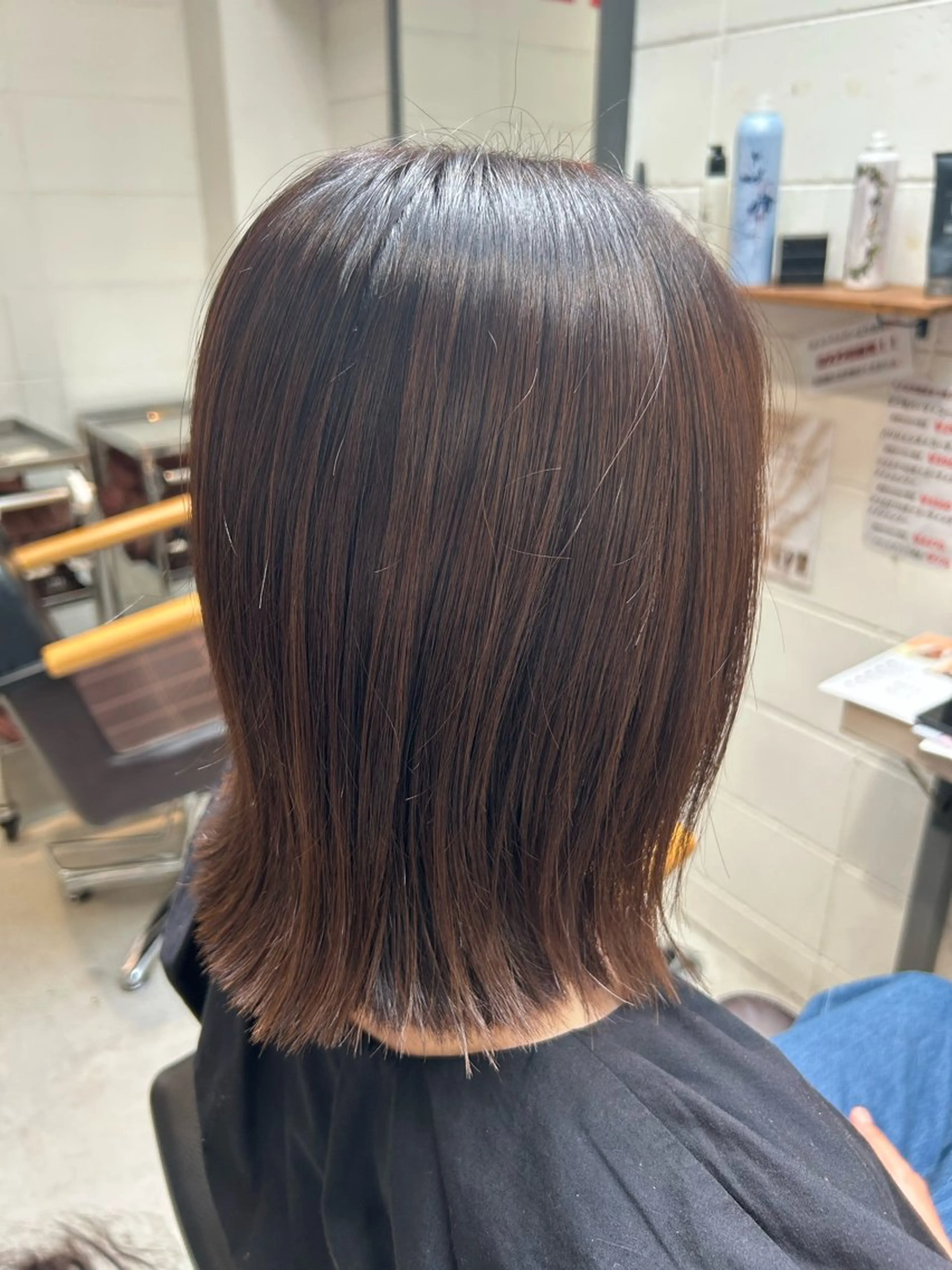 ミディアム カラー ボブ 外ハネヘア 森 京加のヘアスタイル