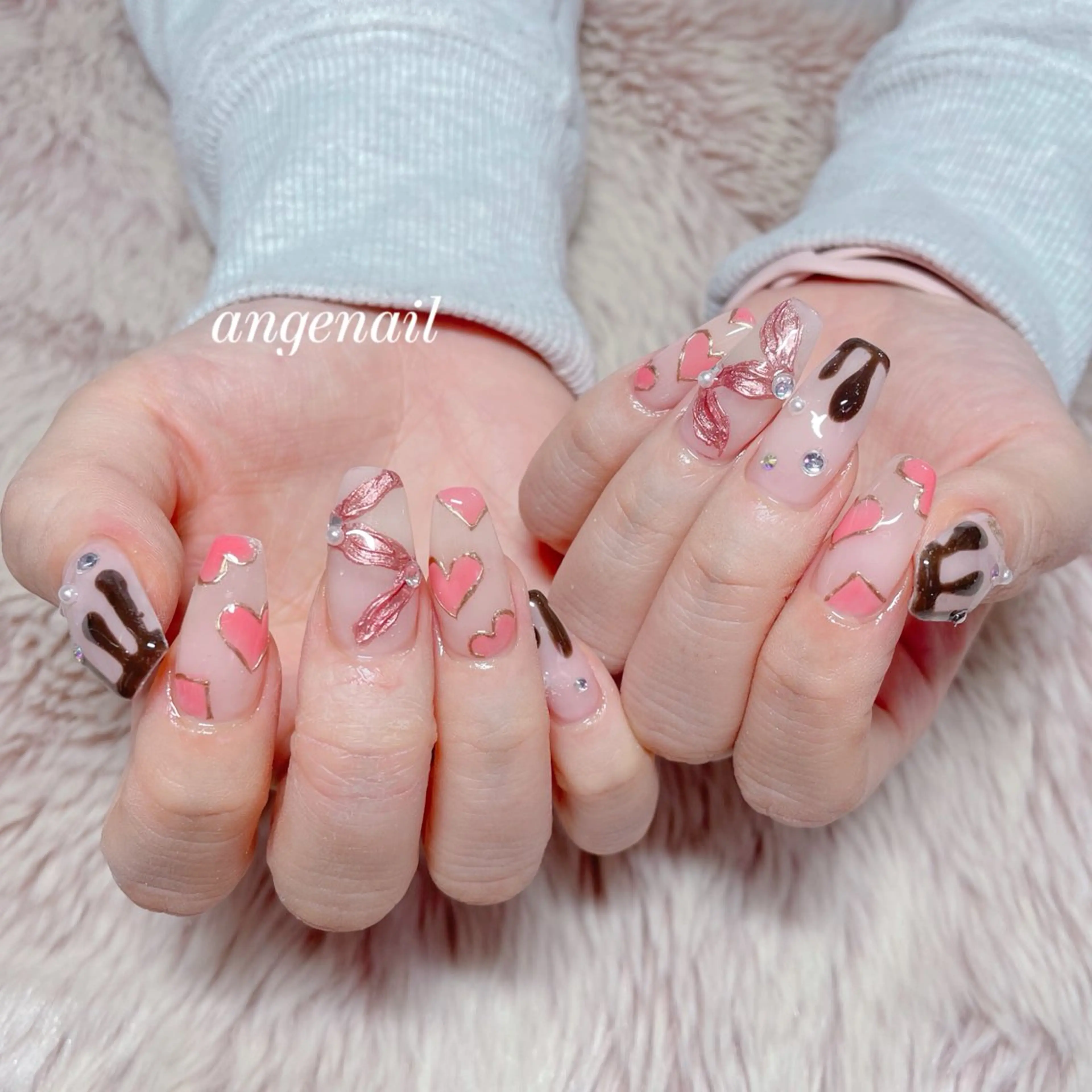 ネイル ハンドネイル オーナーネイリスト MAKIのネイルデザイン