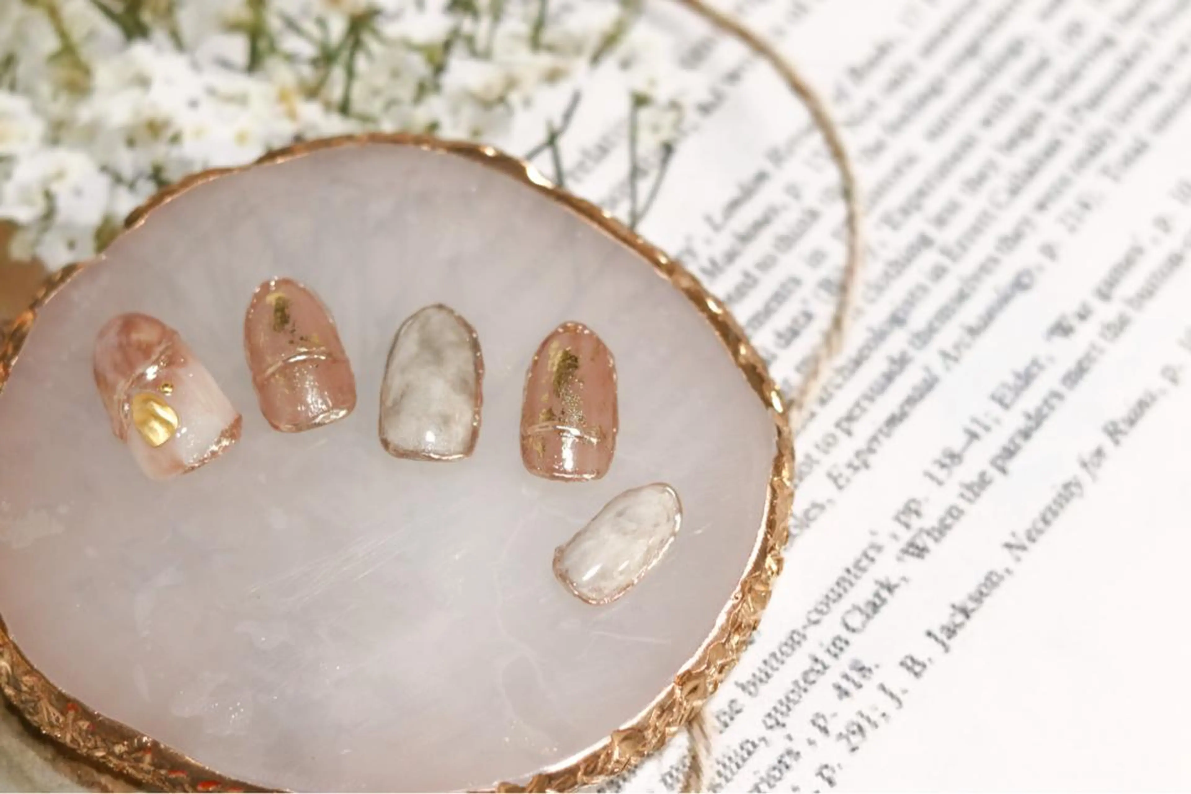 ショート ネイル ニュアンスネイル ハンドネイル nailsalon Puretéのネイルデザイン