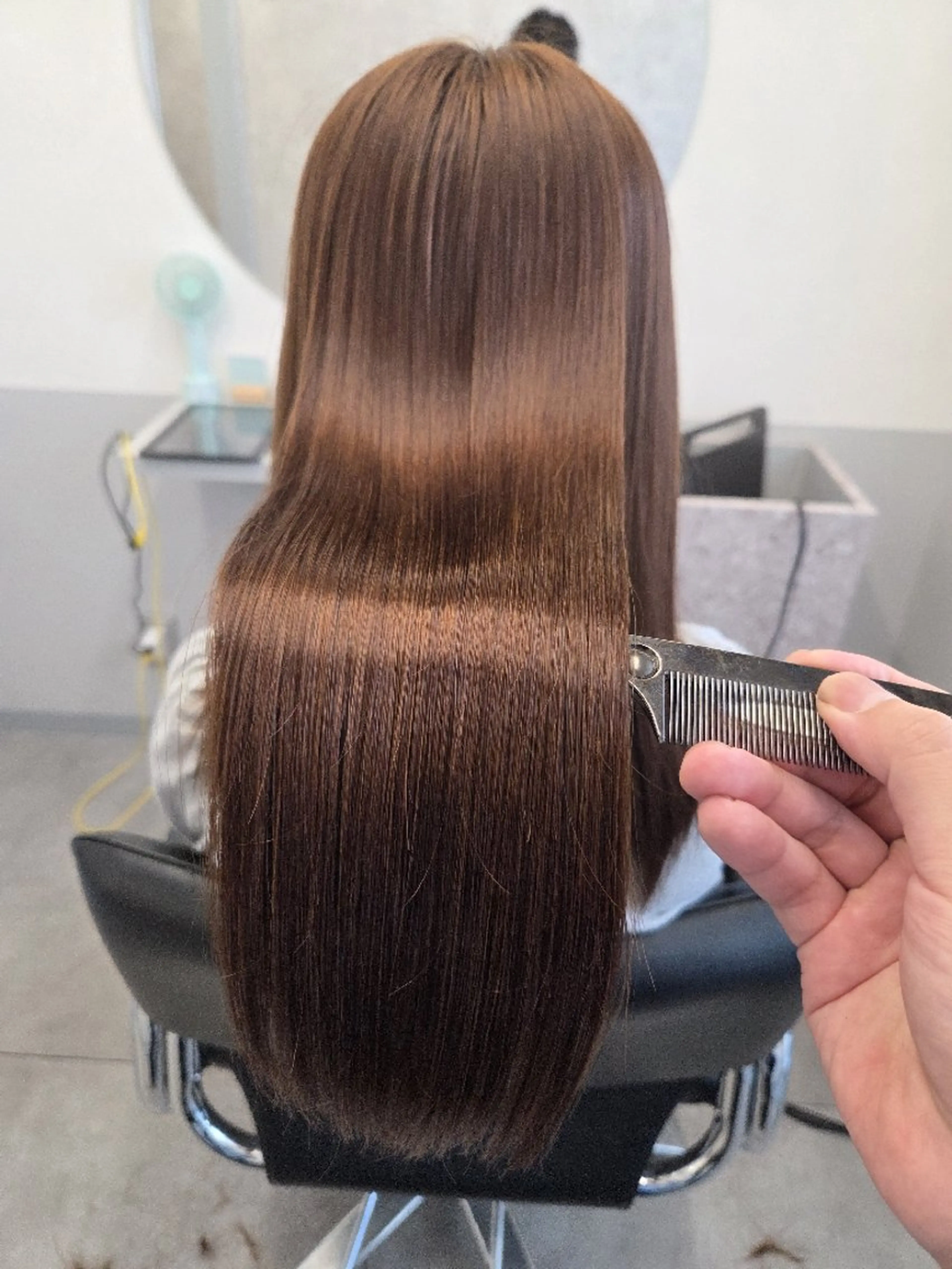 ロング カラー くせ毛 顔周りカット 髪質改善 似合わせカット 縮毛矯正 カット ヘアカラー トリートメント 【髪質改善美容師】t occa茨木篠原健太のヘアスタイル