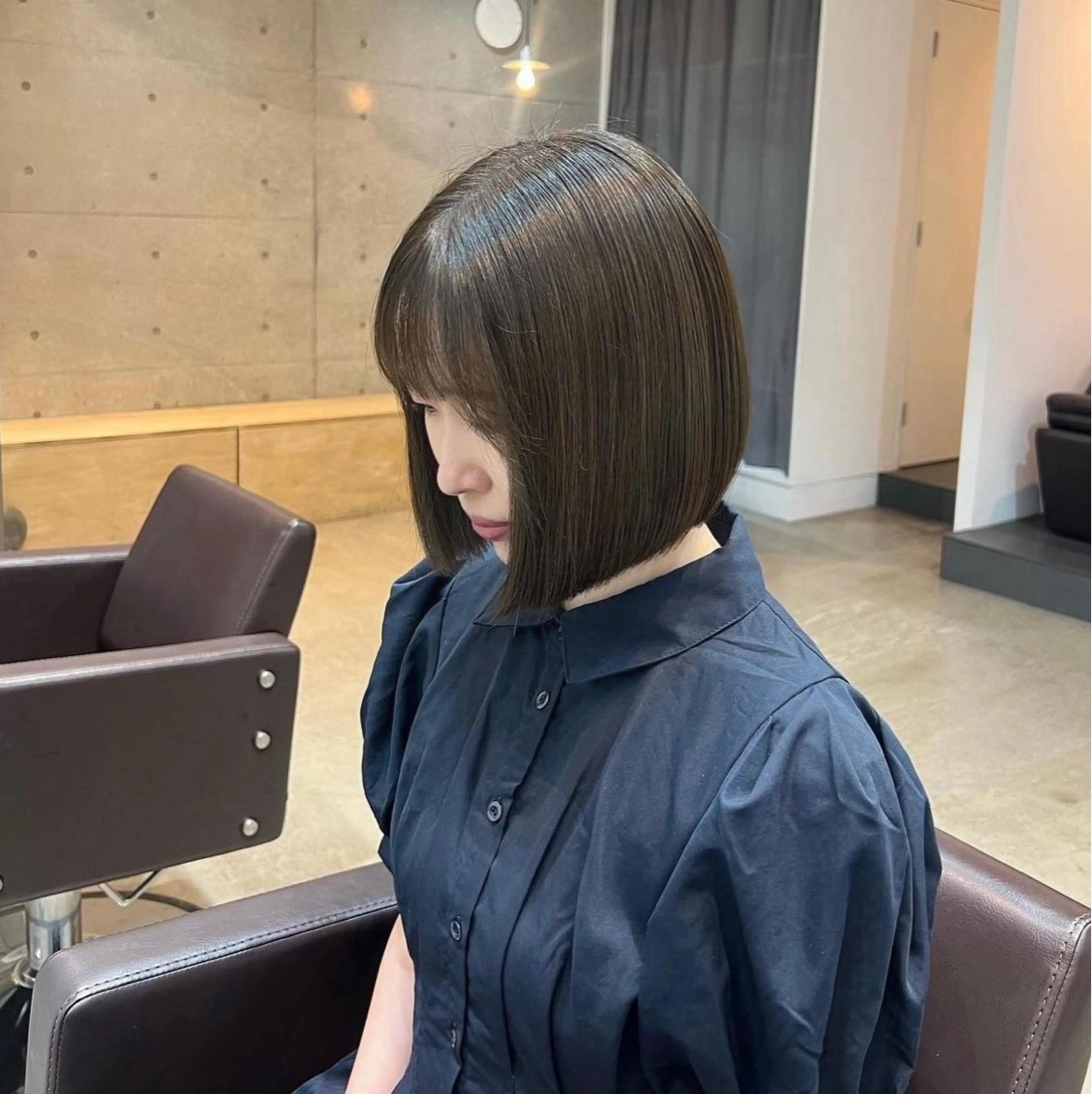 ショート カラー ヘアカラー トリートメント akane/ベージュ /オリーブ/ブラウンのヘアスタイル