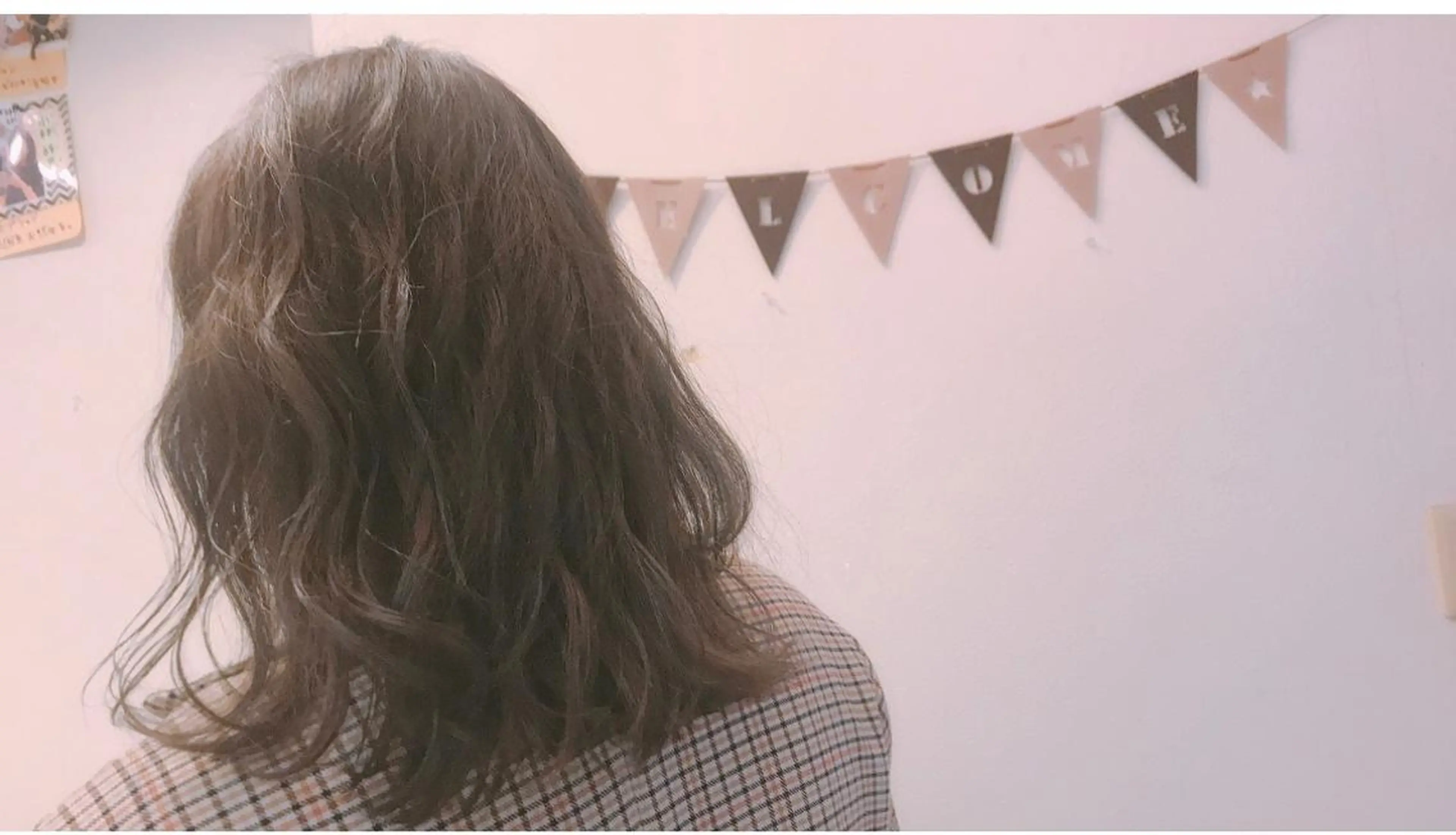 ミディアム カラー 山口 明日花のヘアスタイル