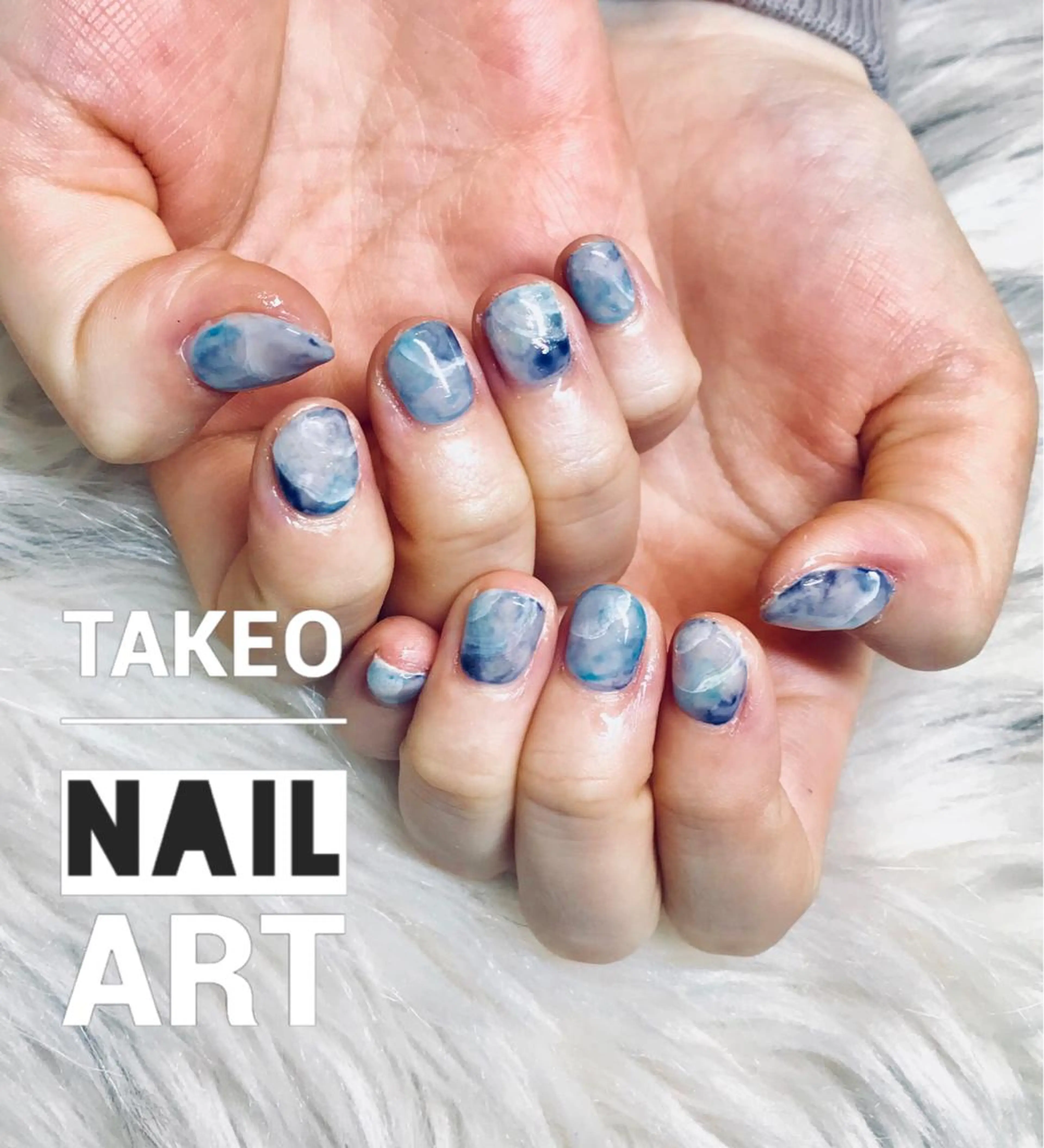 ショート ネイル ブルー ニュアンスネイル nail&eye Aoのマツエク・マツパデザイン