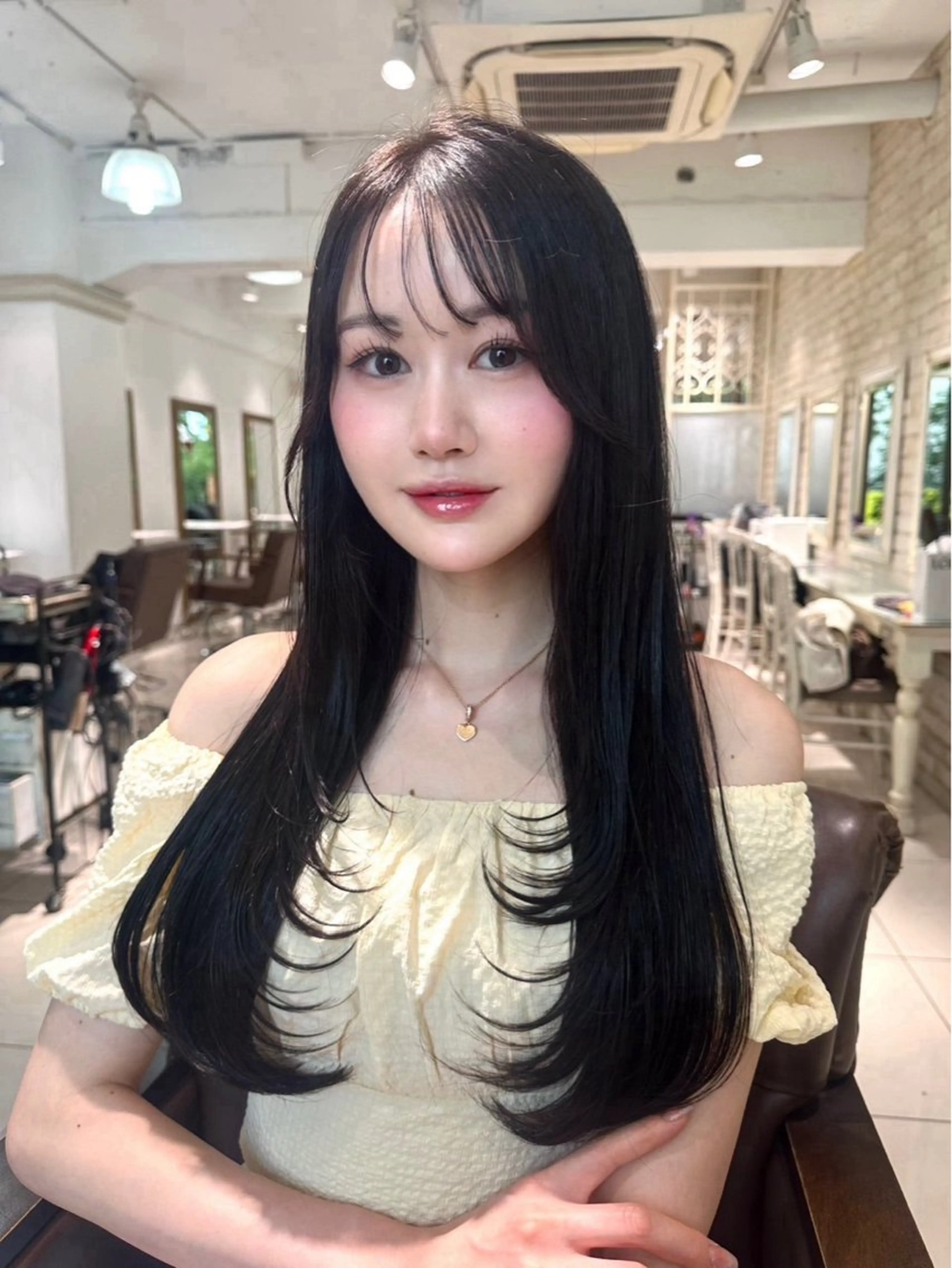 ロング レイヤーカット ヘアセット 髪質改善透明感カラー 🩶Nanakoのヘアスタイル