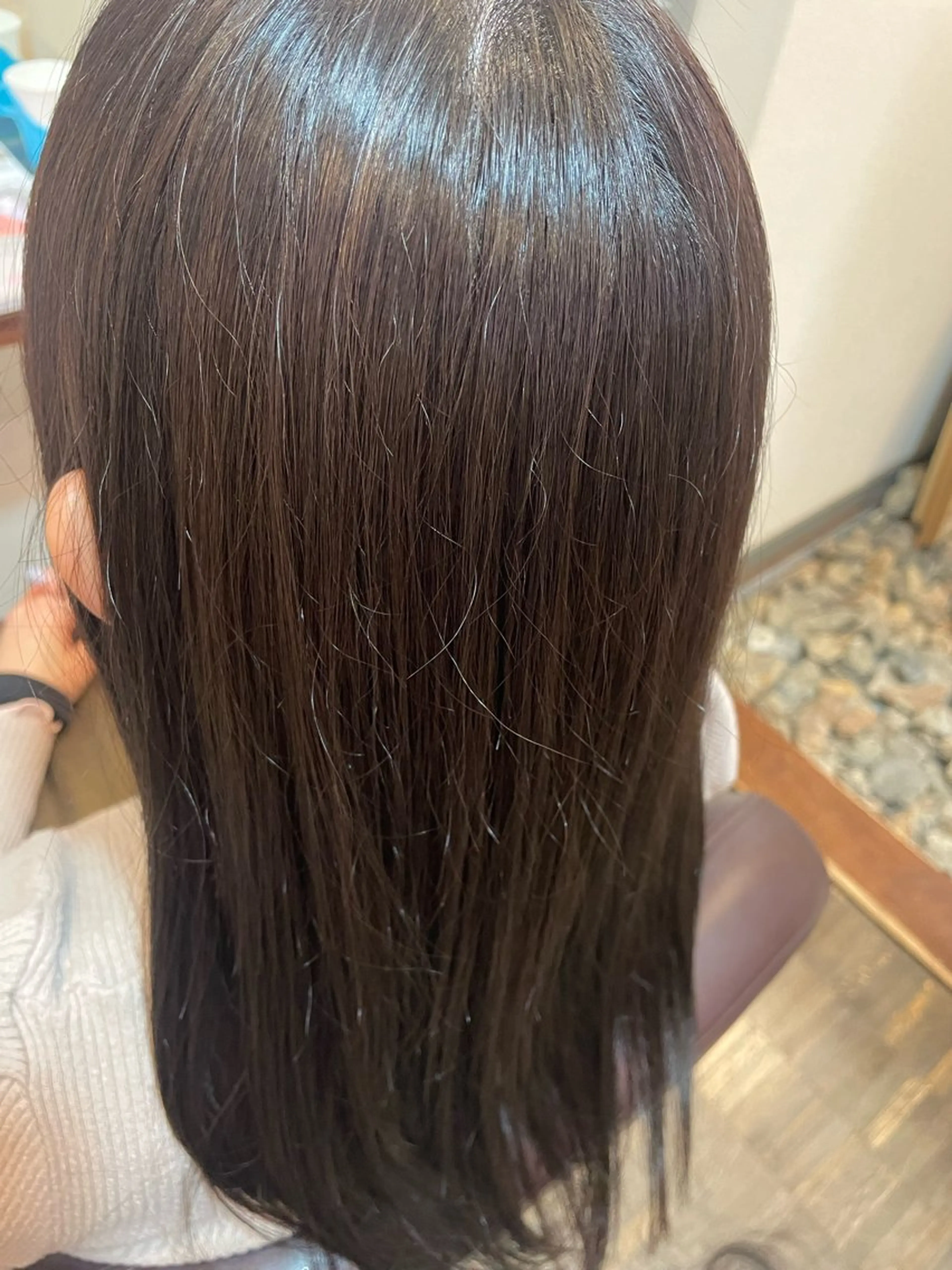 ロング カット ヘアカラー 平 真亜里のヘアスタイル