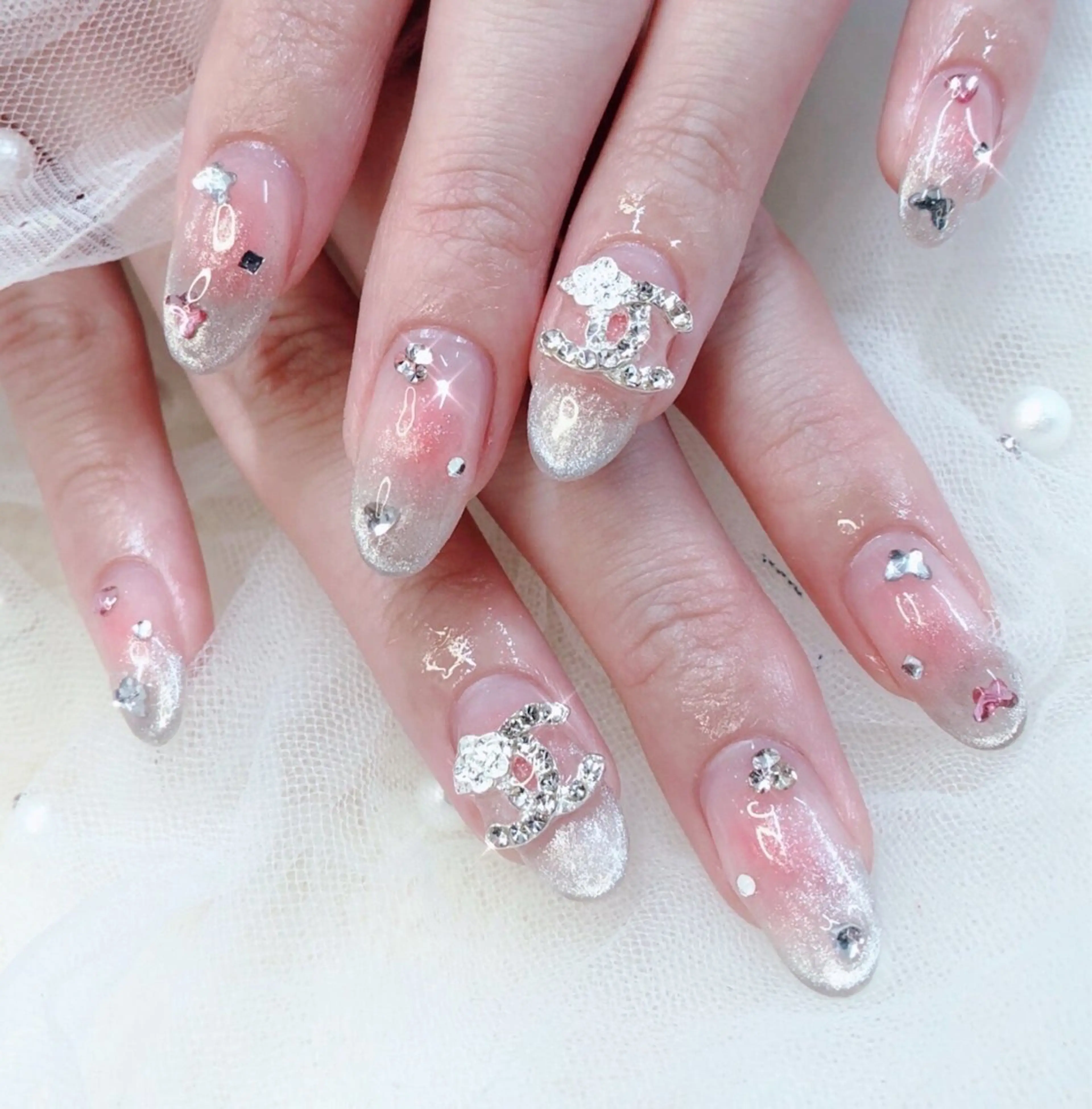 ネイル フットネイル ゴールド マグネットネイル ミラーネイル オフィスネイル ハンドネイル ハンドケア 大門浜松町 ネイルのネイルデザイン