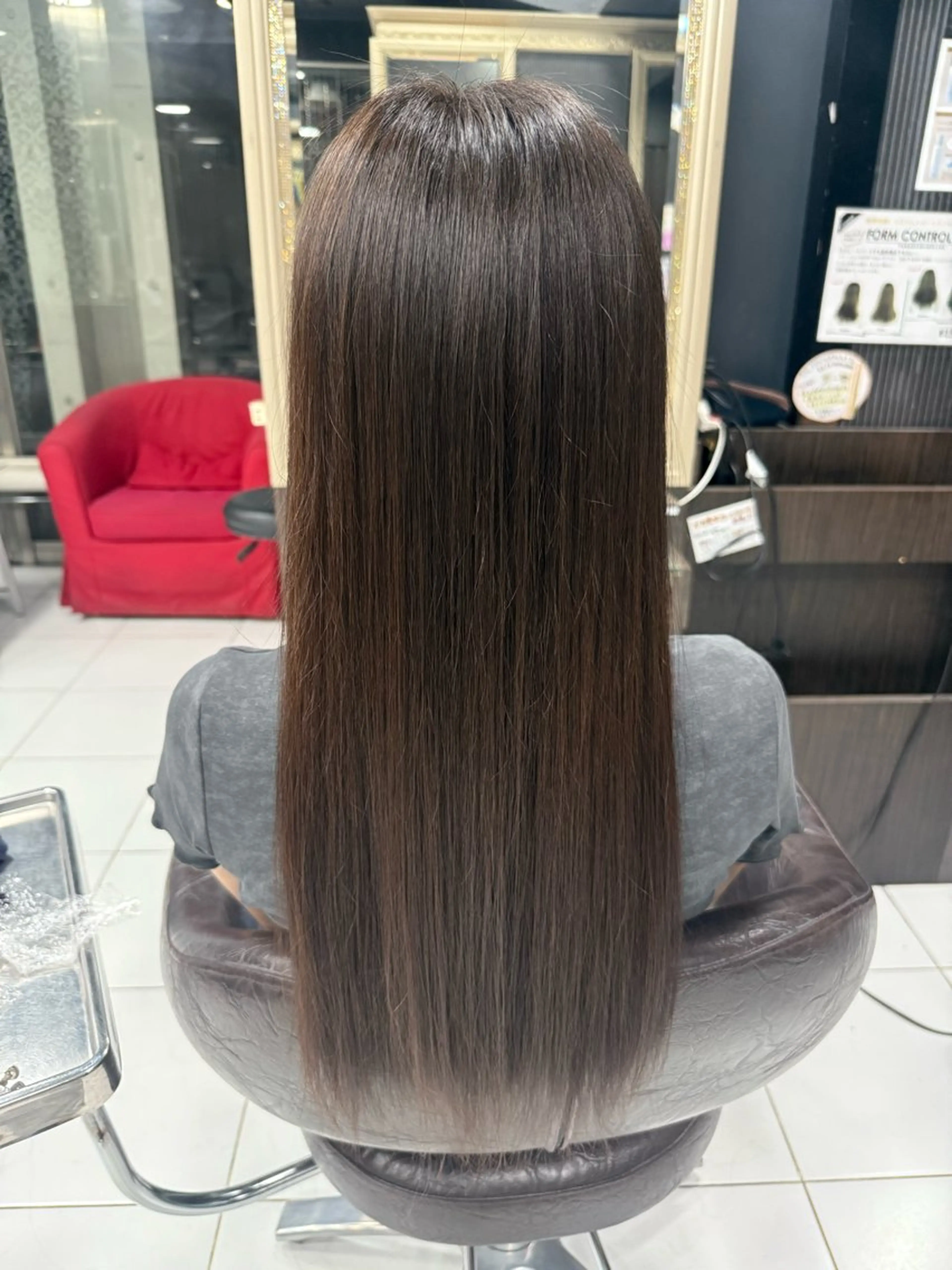 ロング 縮毛矯正 prize 錦糸町店所属・ブリーチモデル募集中 💜manaka💜のヘアスタイル