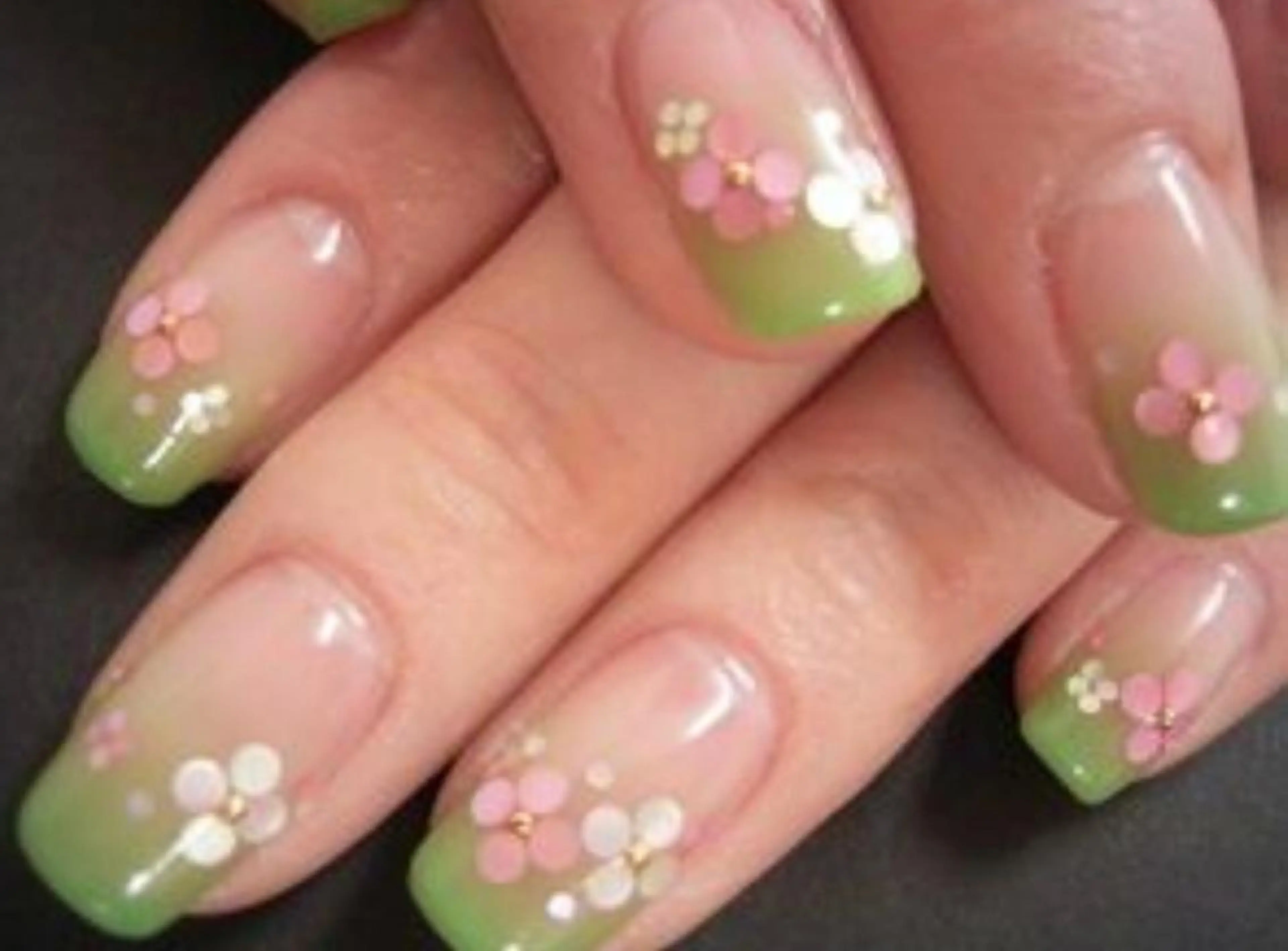 ネイル ハンドネイル ゲン レイカのネイルデザイン