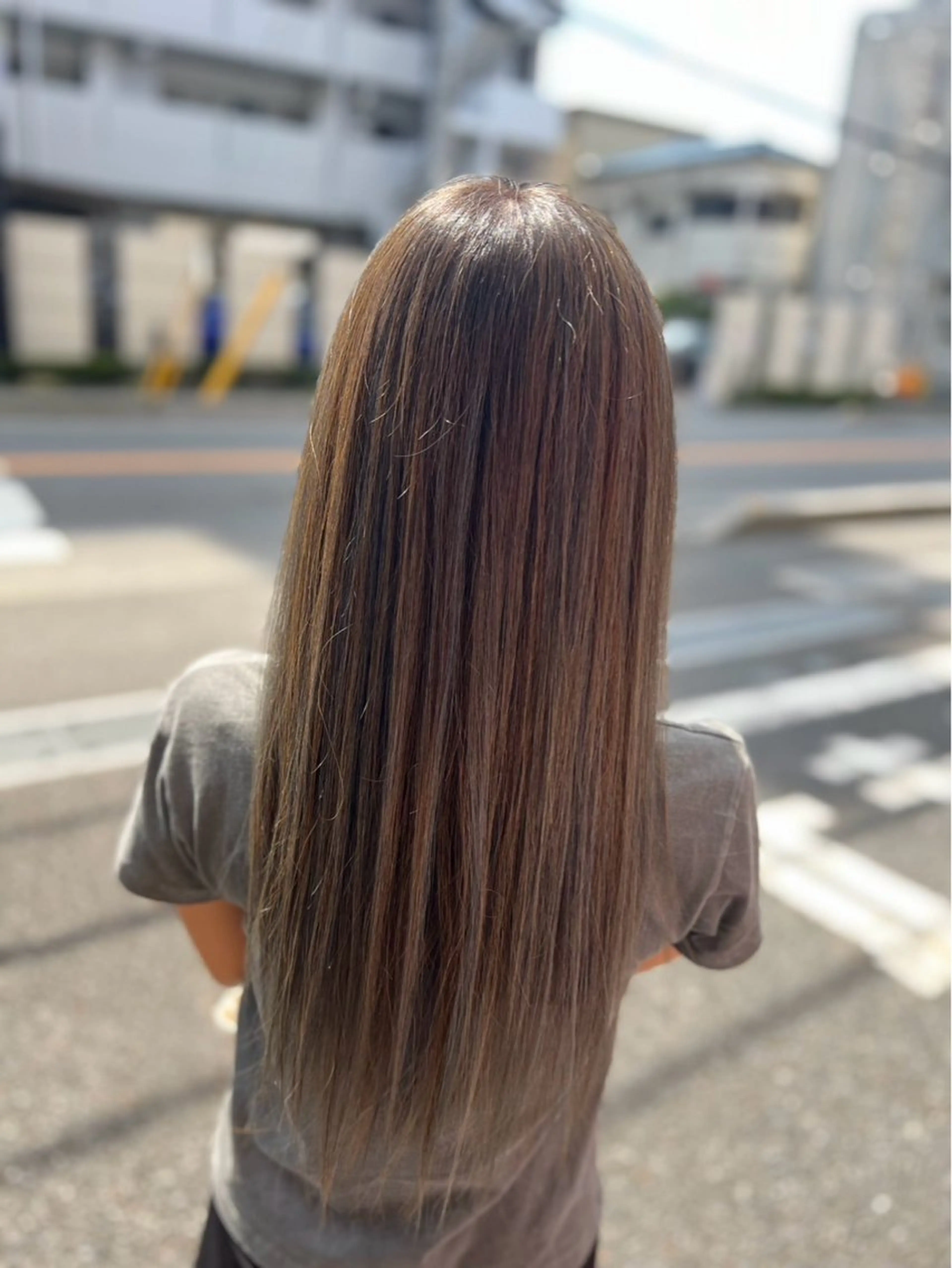 ロング カラー ブルーカラー ブルージュ ダブルカラー グレージュ ハイライトカラー ヘアカラー トリートメント koahair design所属・ヨッ シーのヘアスタイル