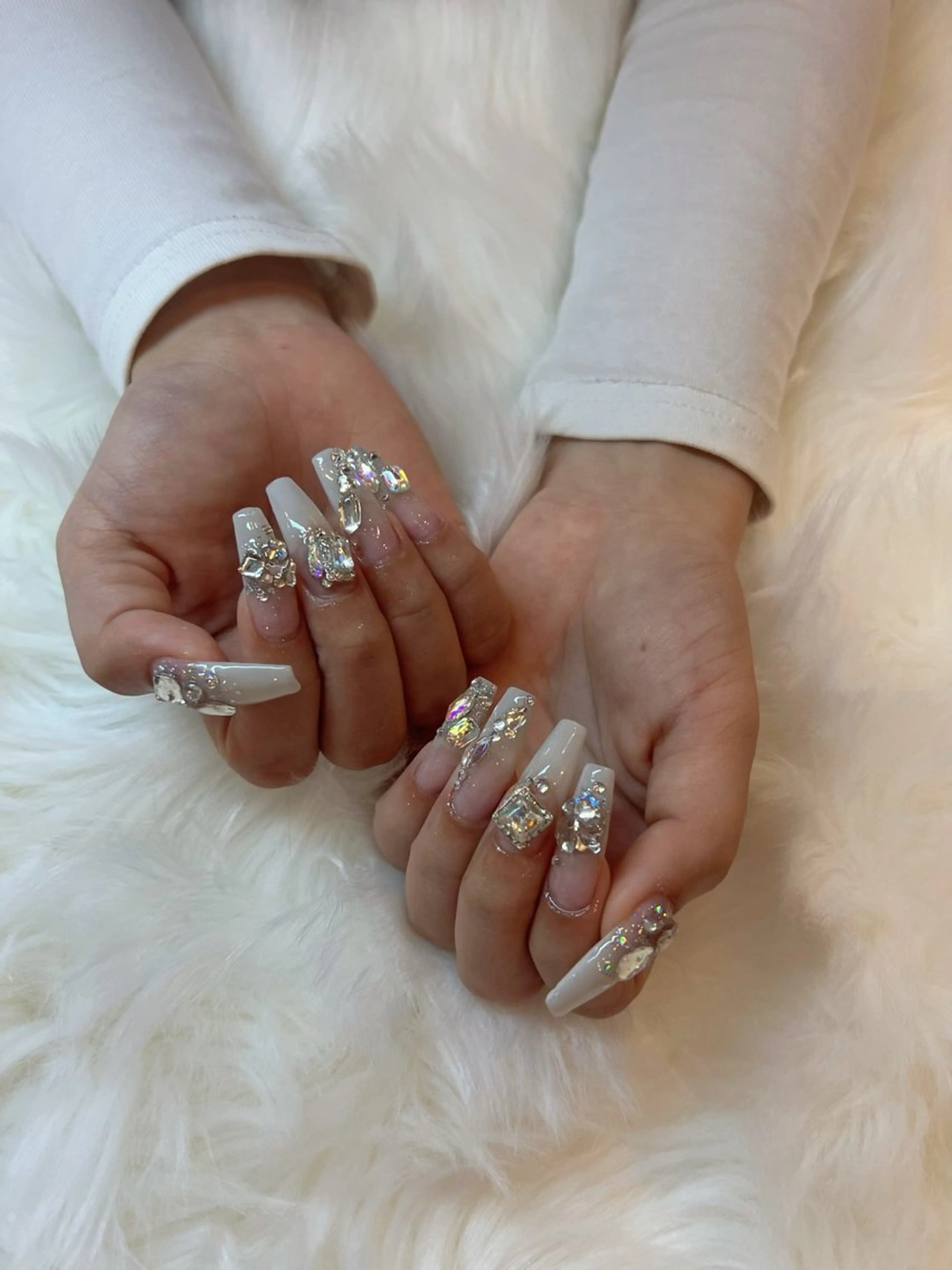 ネイル ハンドネイル ハンドケア RÊVIA所属・RÊVIA (レヴィア)のネイルデザイン