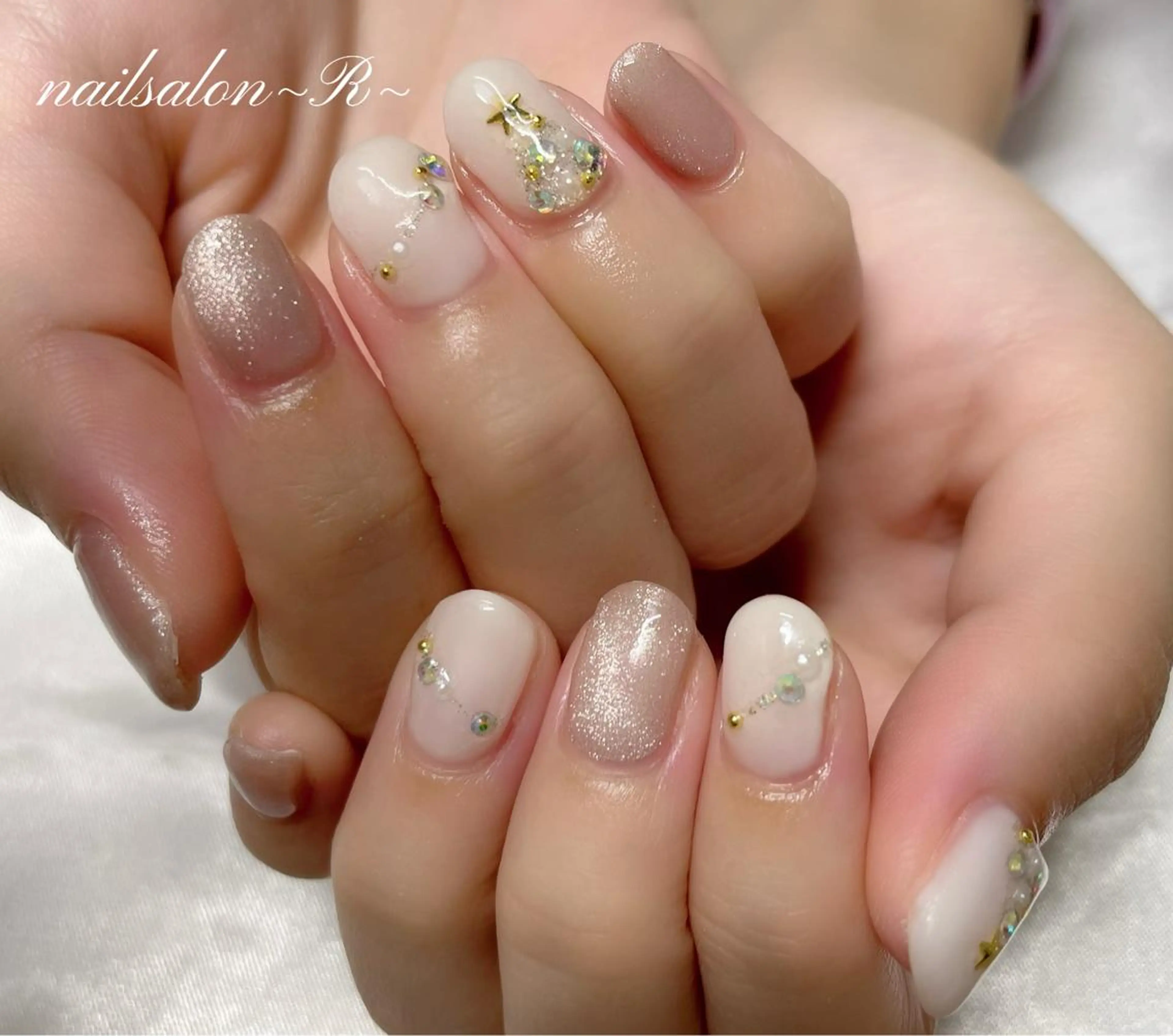 ネイル ハンドネイル 〜 R〜 プライベートサロンのネイルデザイン