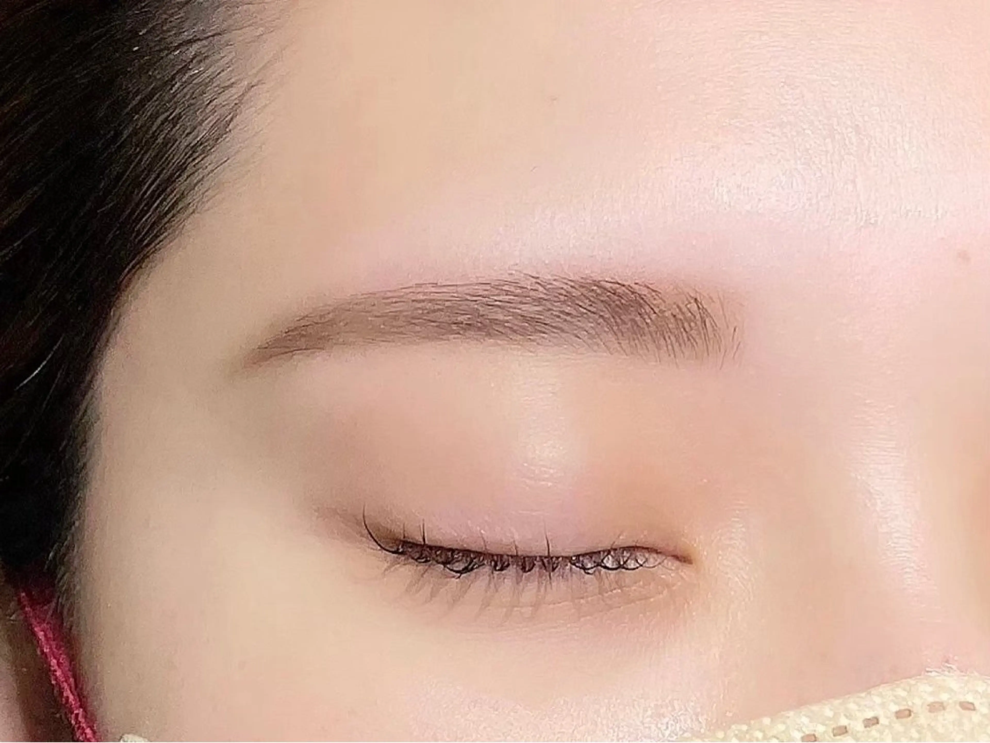 新規限定【レディース】/アイブロウワックス➕メイク仕上げ/【秋葉原/眉毛ワックス】の写真