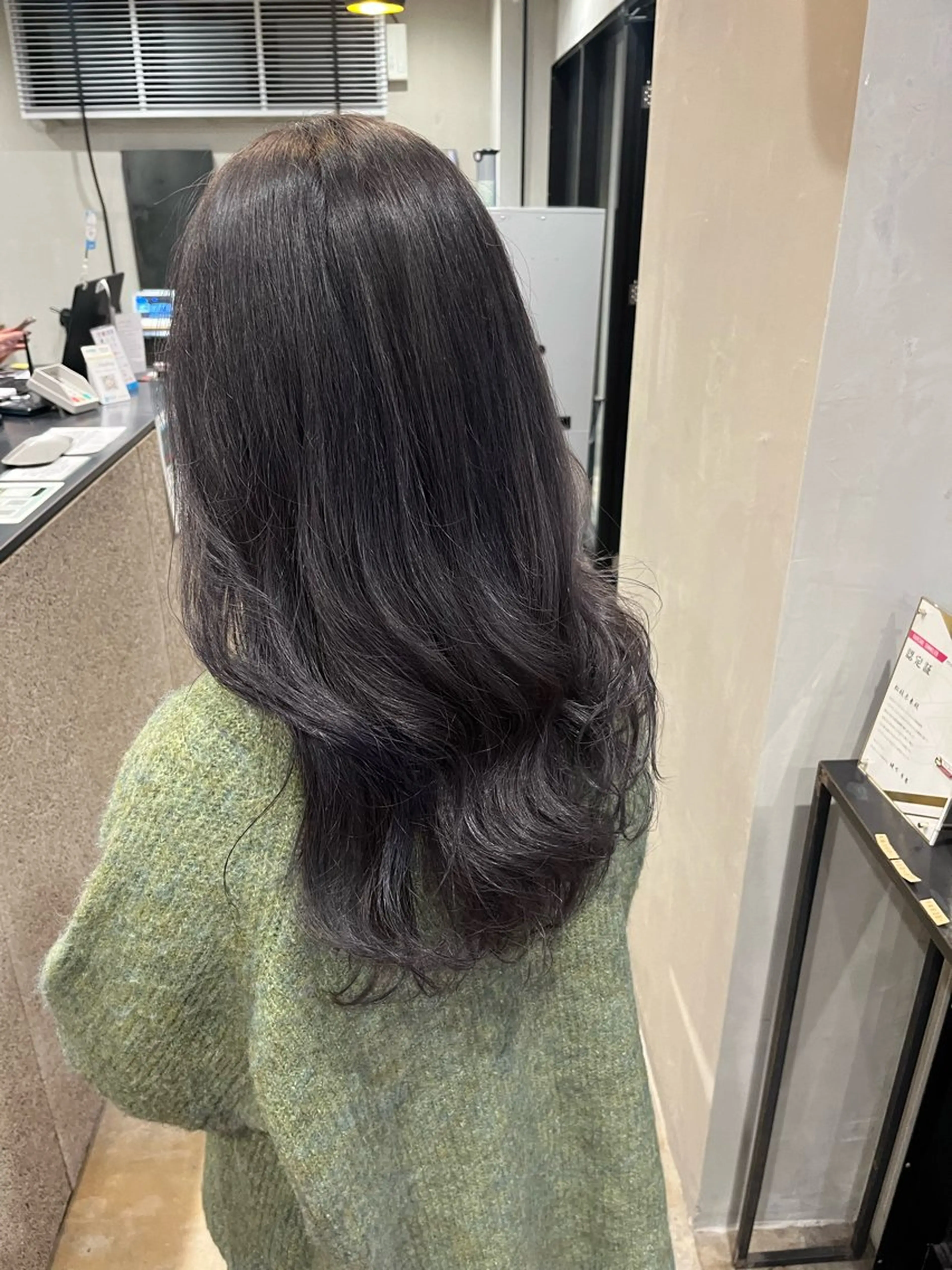 ロング カラー アッシュ アッシュグレー ブリーチ みわ/博多 ブリーチ/メンズヘアのヘアスタイル