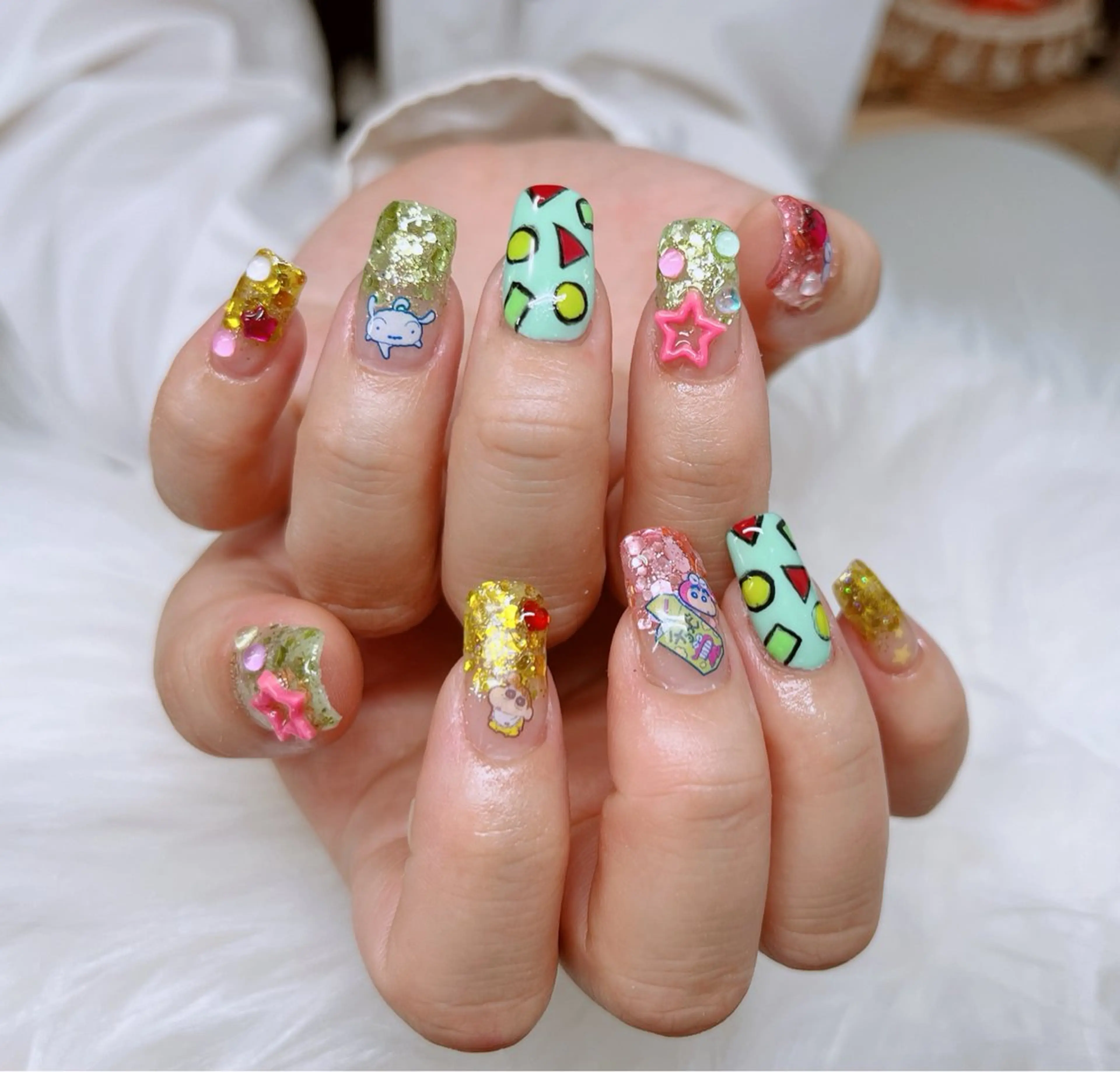 ネイル フットネイル フレンチネイル 韓国ネイル ロングネイル マグネットネイル Lee _nailのネイルデザイン