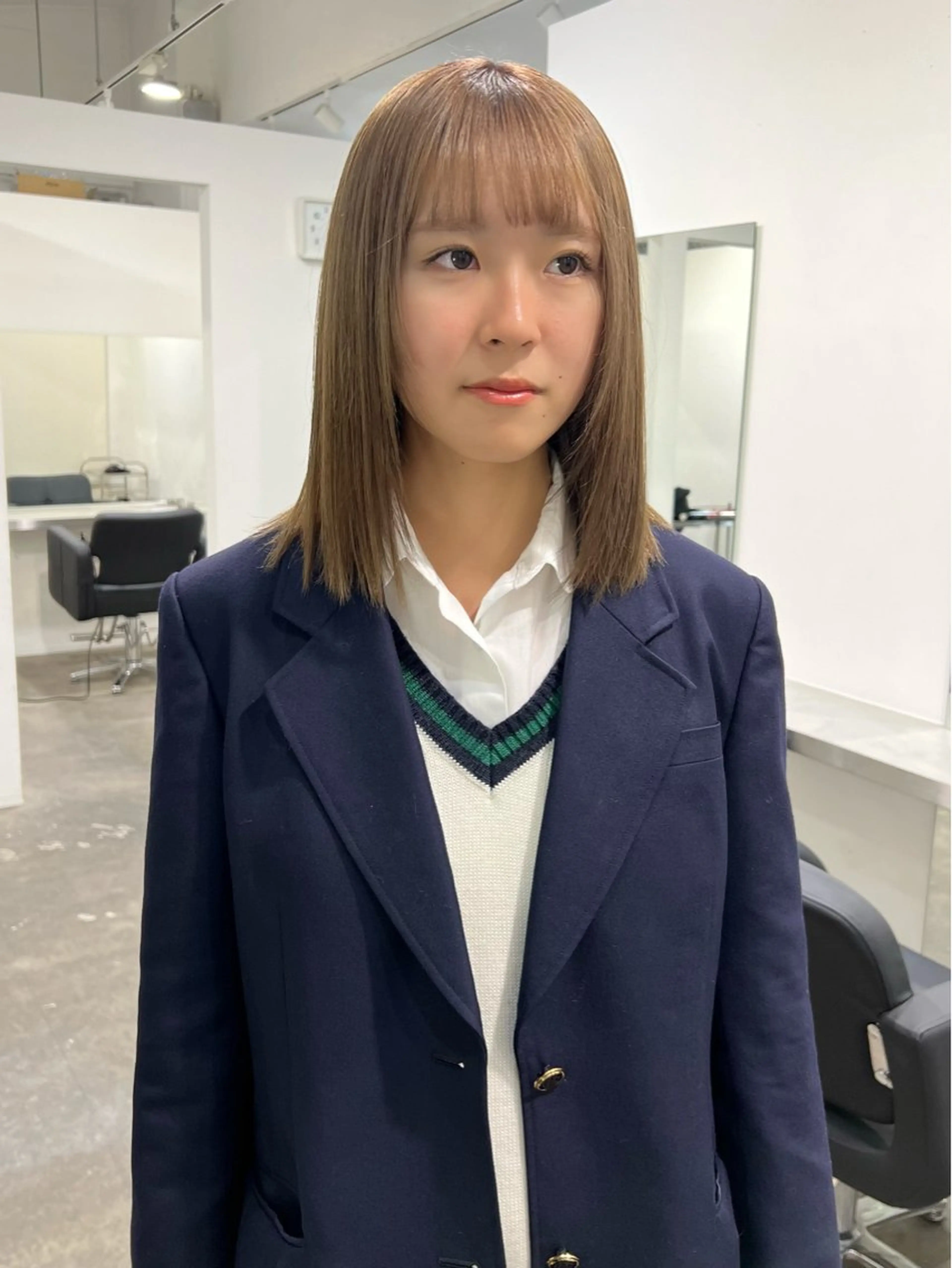 ブリーチ、カラー、カット、2STEP treatmentの写真