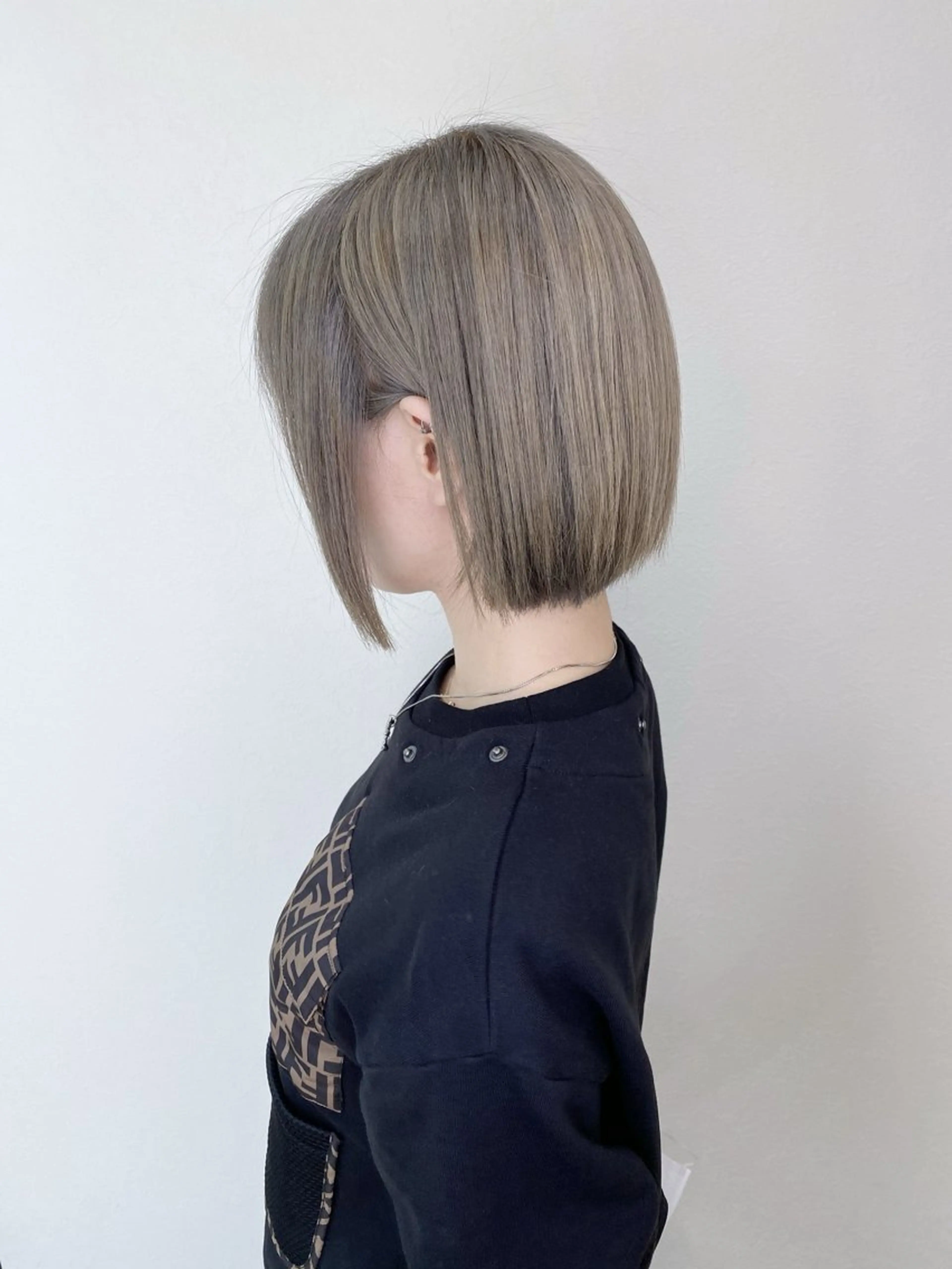 ショート vifkrone所属・心斎橋ダブルカラー ⭐️カラー　タカヤマのヘアスタイル