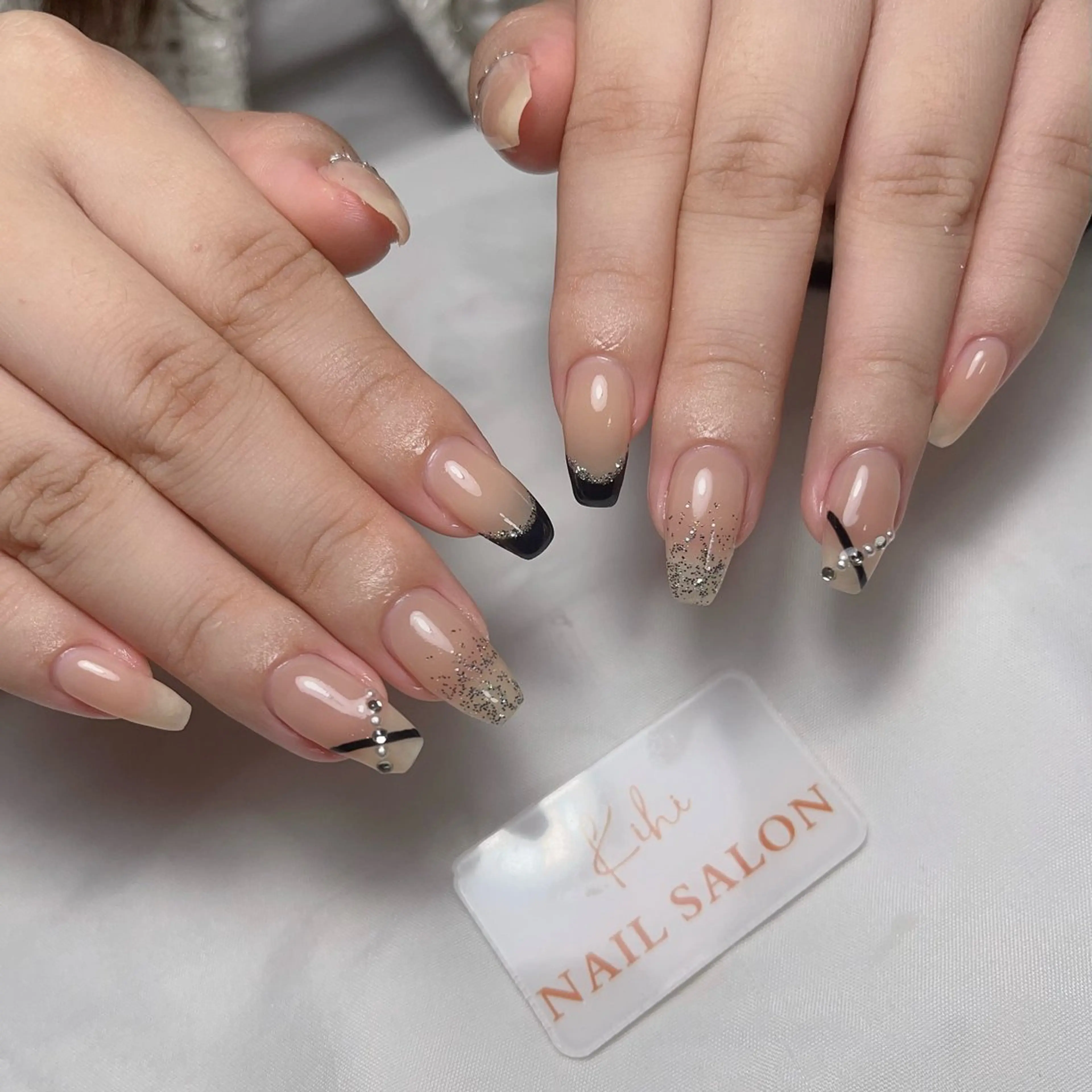 ネイル アートネイル フレンチネイル ジェルネイル グラデーション 韓国ネイル ハンドネイル ハンドケア さくら💮💮 【オフ無料】のネイルデザイン