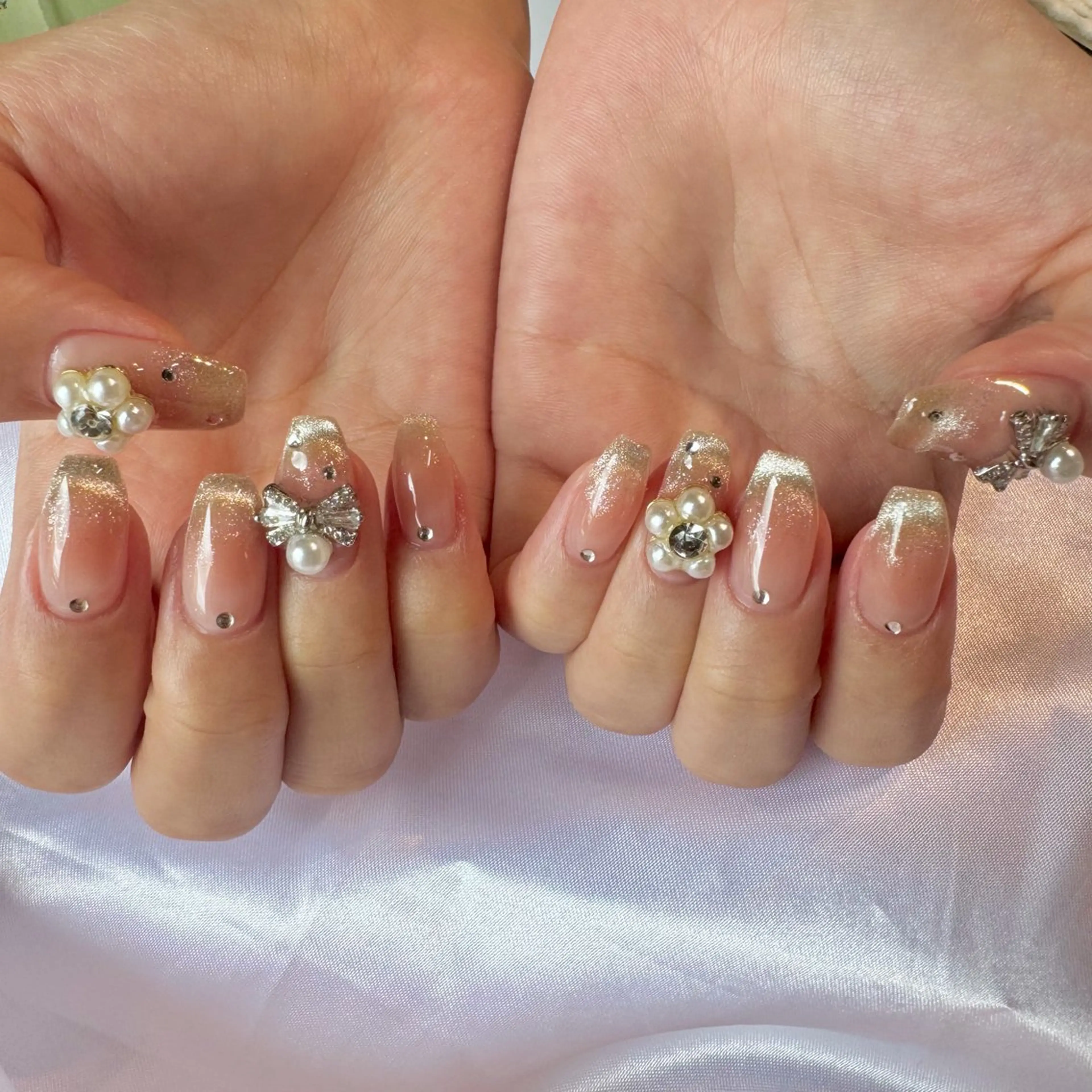 ネイル ガーリー nail salon e'mu💐のネイルデザイン