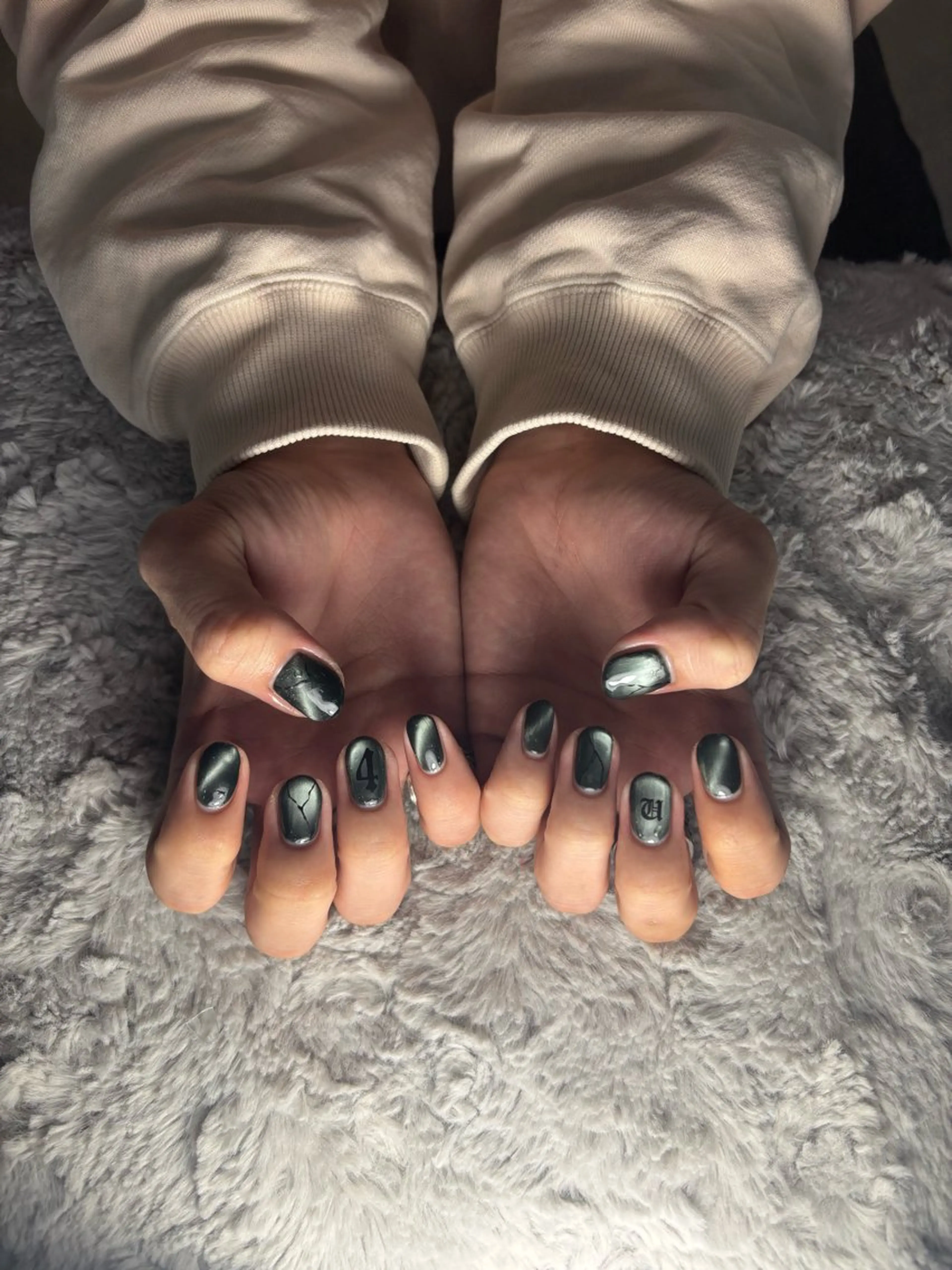 メンズ ネイル ネイルサロンティアラ所属・ネイルサロン ティアラのネイルデザイン