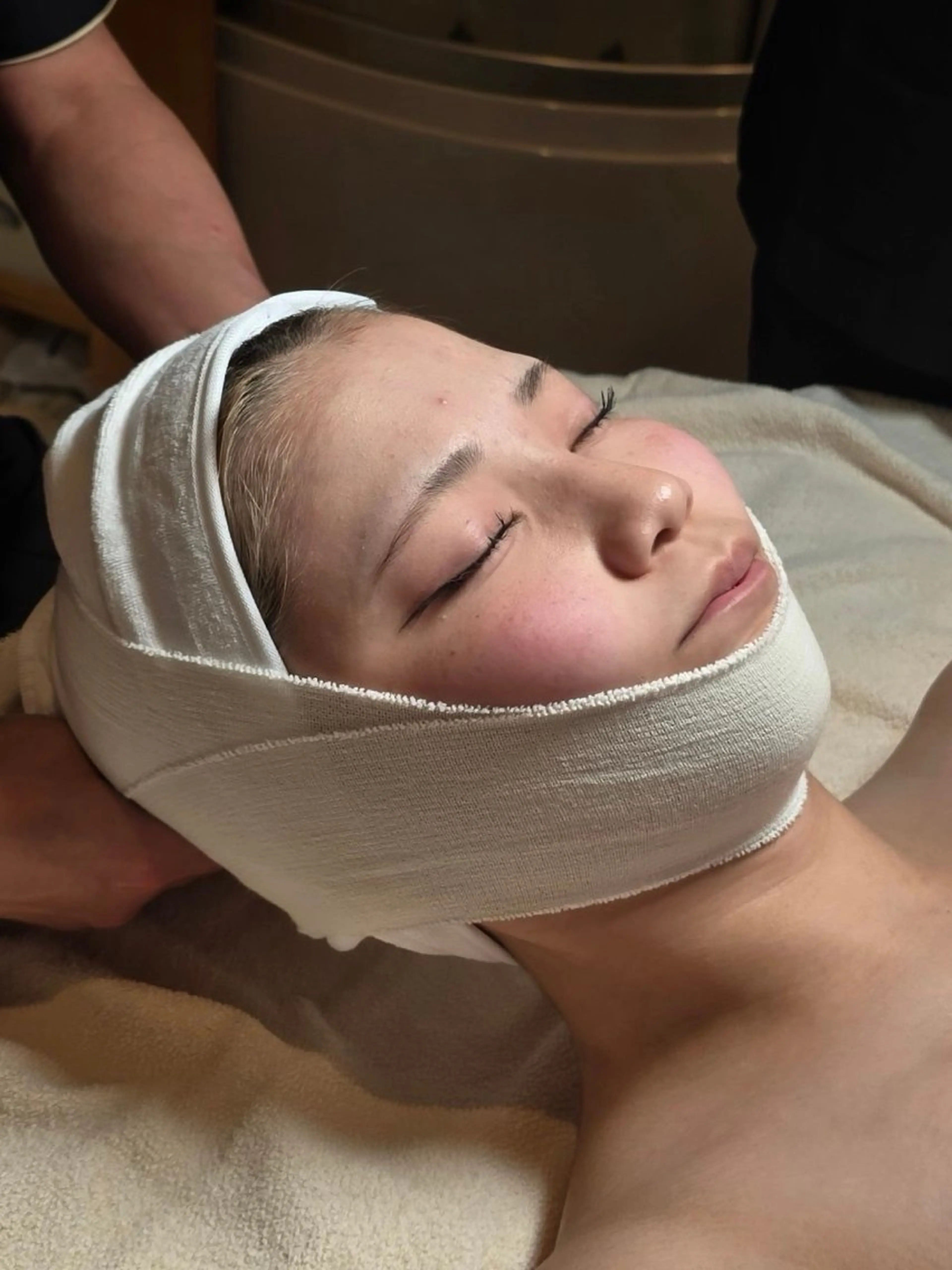 【完全❣️輪郭矯正】＆姿勢矯正付き❣️小顔EXSプレミアムコルギ🩵理想のお顔へ骨格からチェンジ💫💫の写真