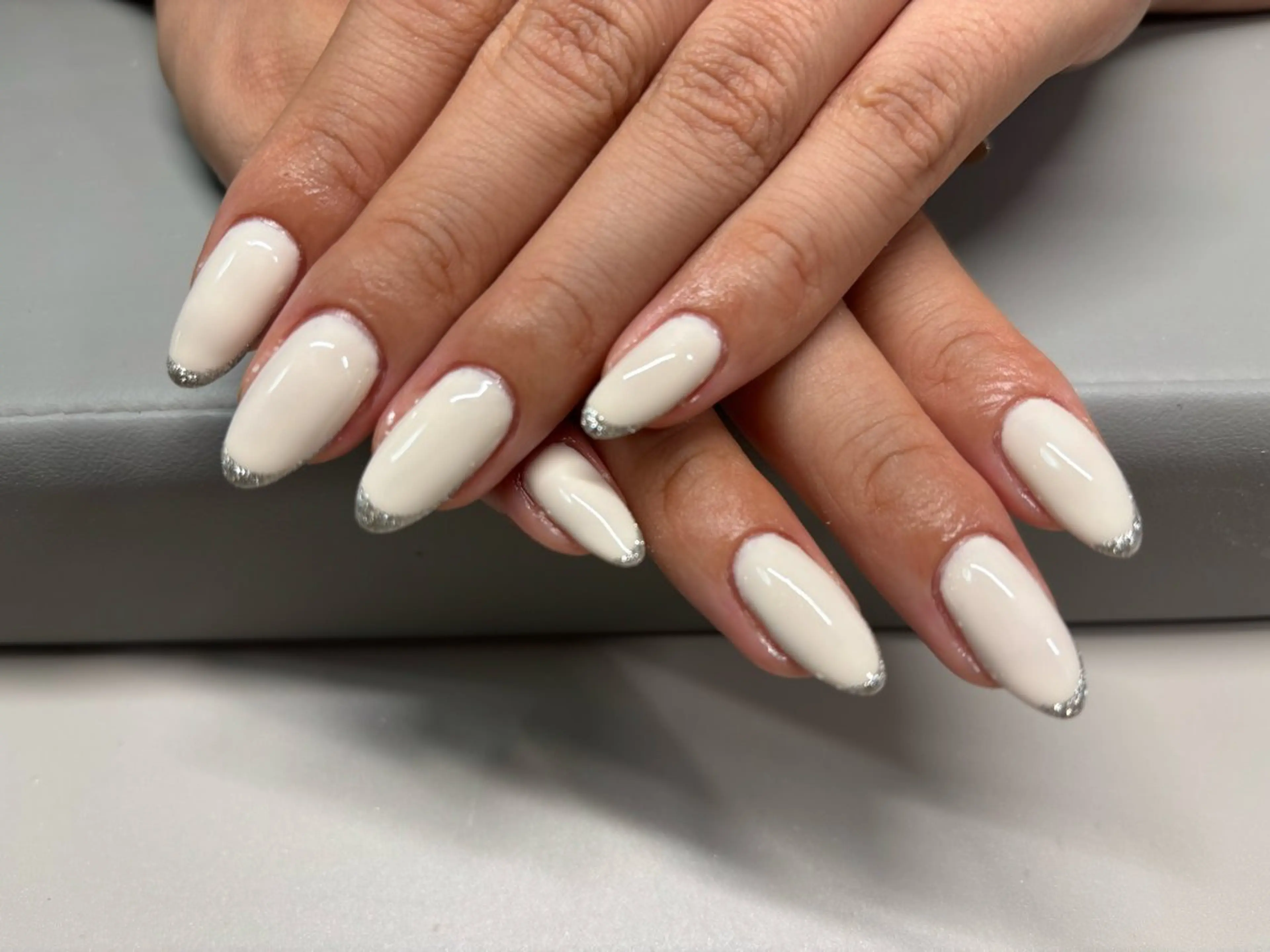 ネイル BiEiネイルサロン所属・BiEi ネイルサロン長さ出しのネイルデザイン