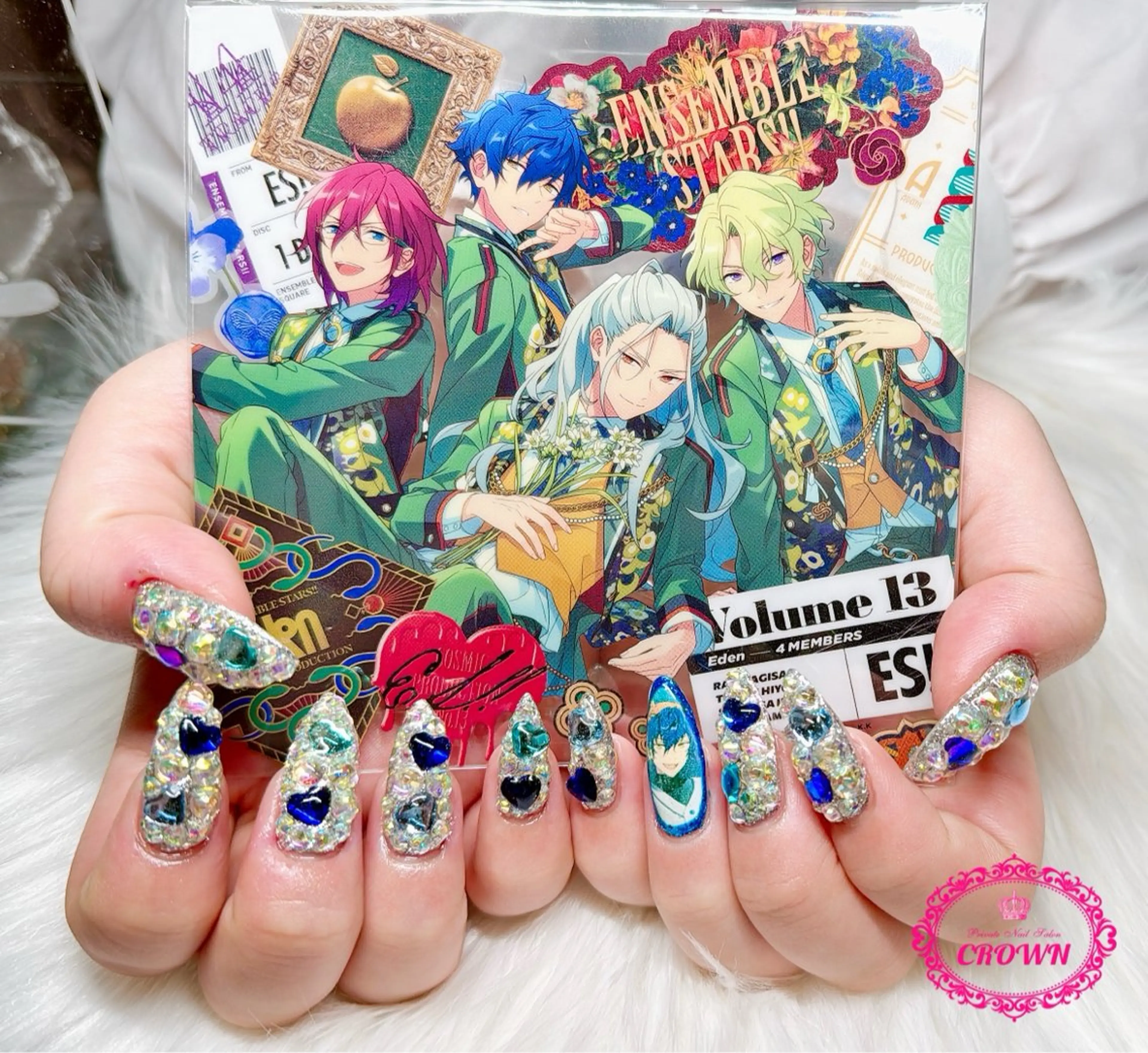 ネイル CROWN プライベートサロンのネイルデザイン