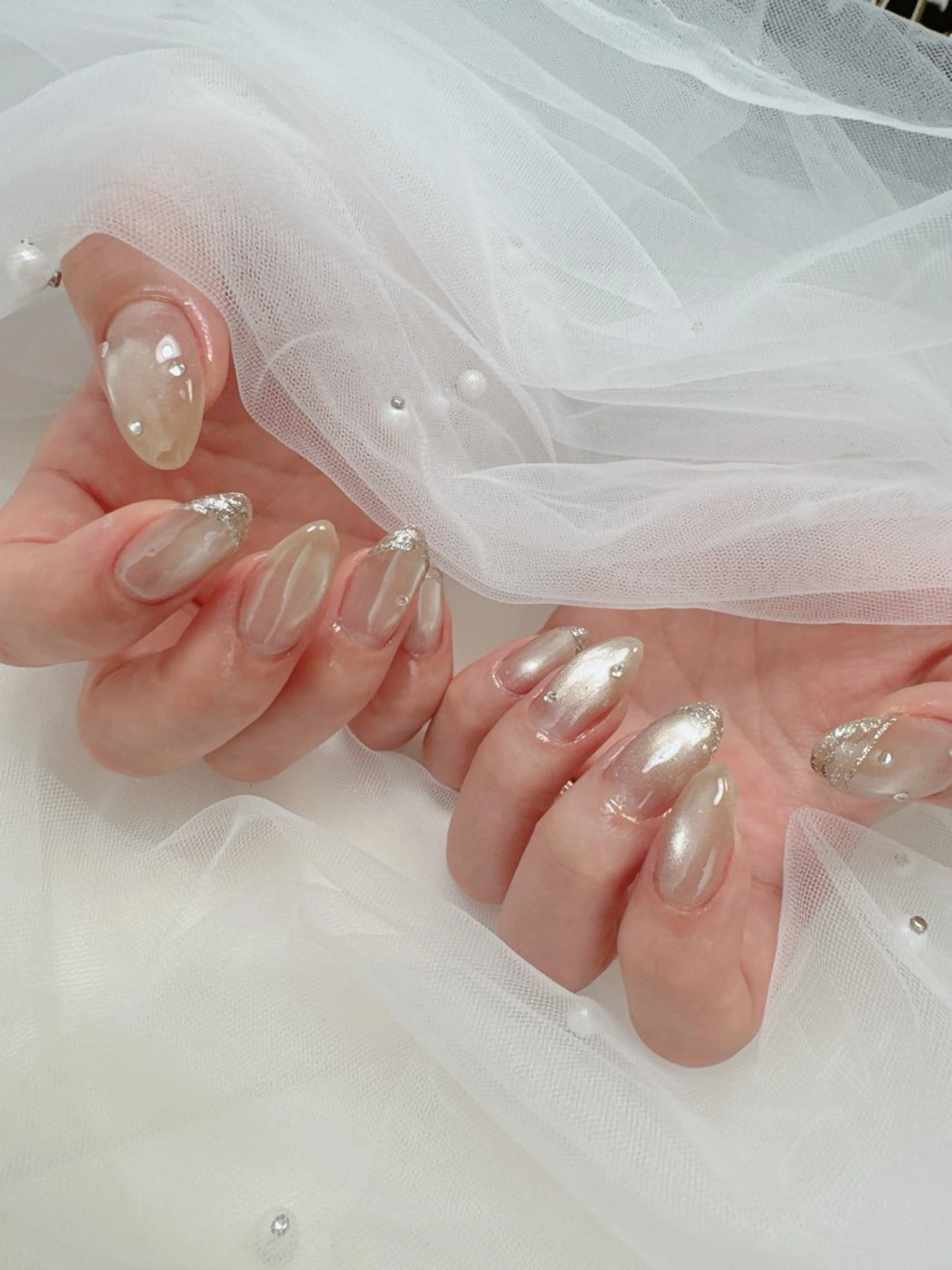 ネイル 成人式 長さ出し フレンチネイル ジェルネイル ガラスフレンチ ハンドネイル Queeens nailのネイルデザイン