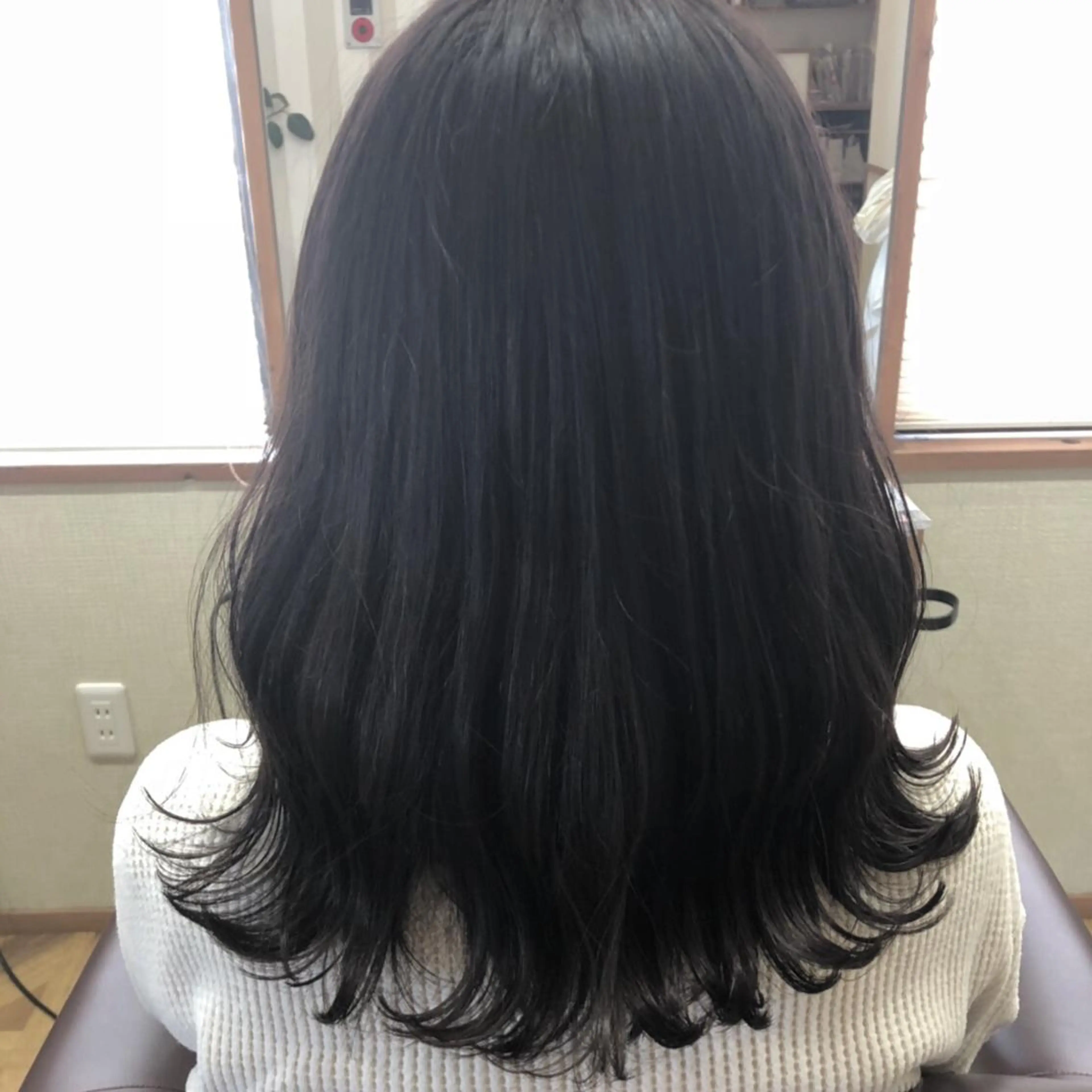 セミロング カラー オレンジ 大石 陽菜のヘアスタイル