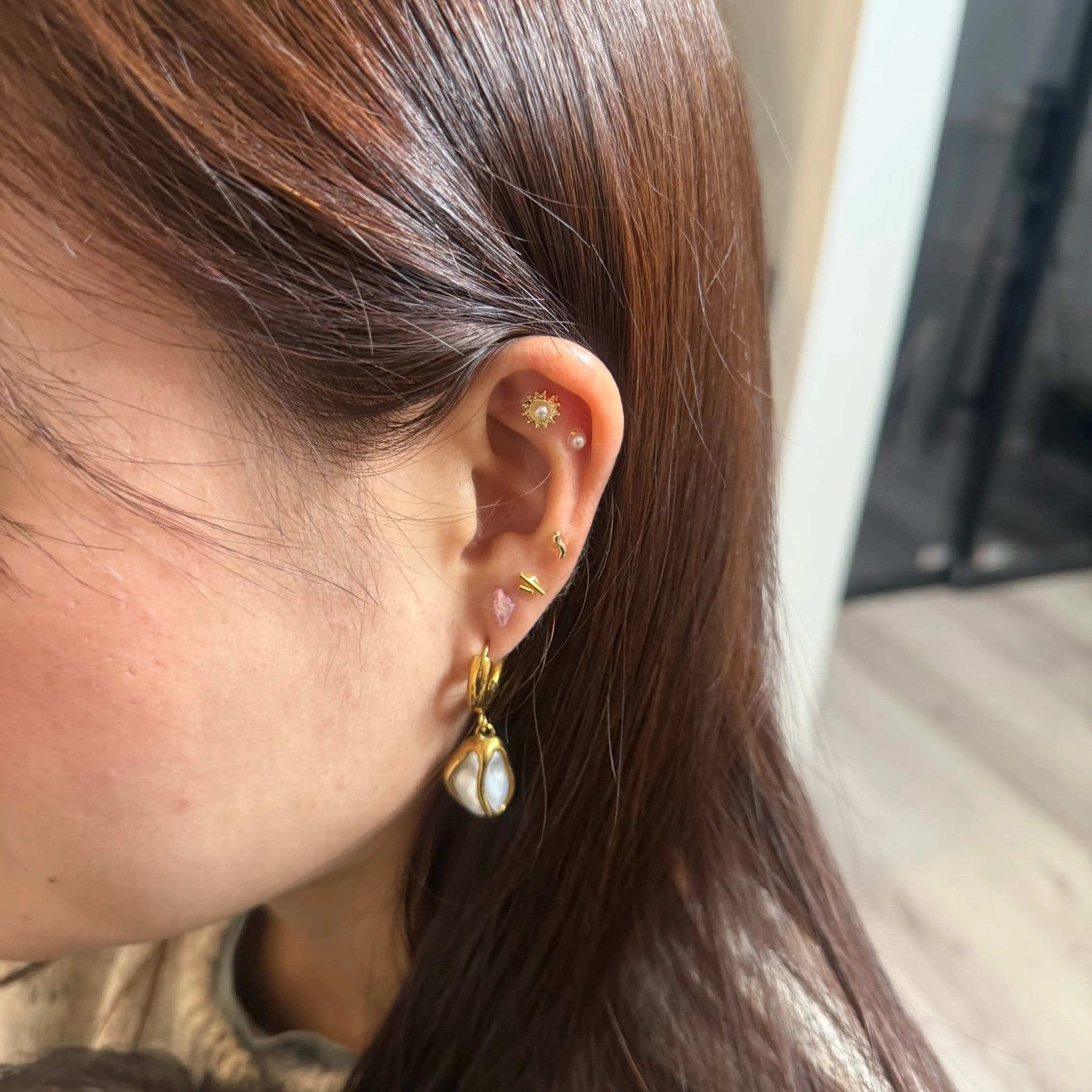 【早朝】耳ツボジュエリー💎ベイシックコース（両耳6粒ずつ）の写真