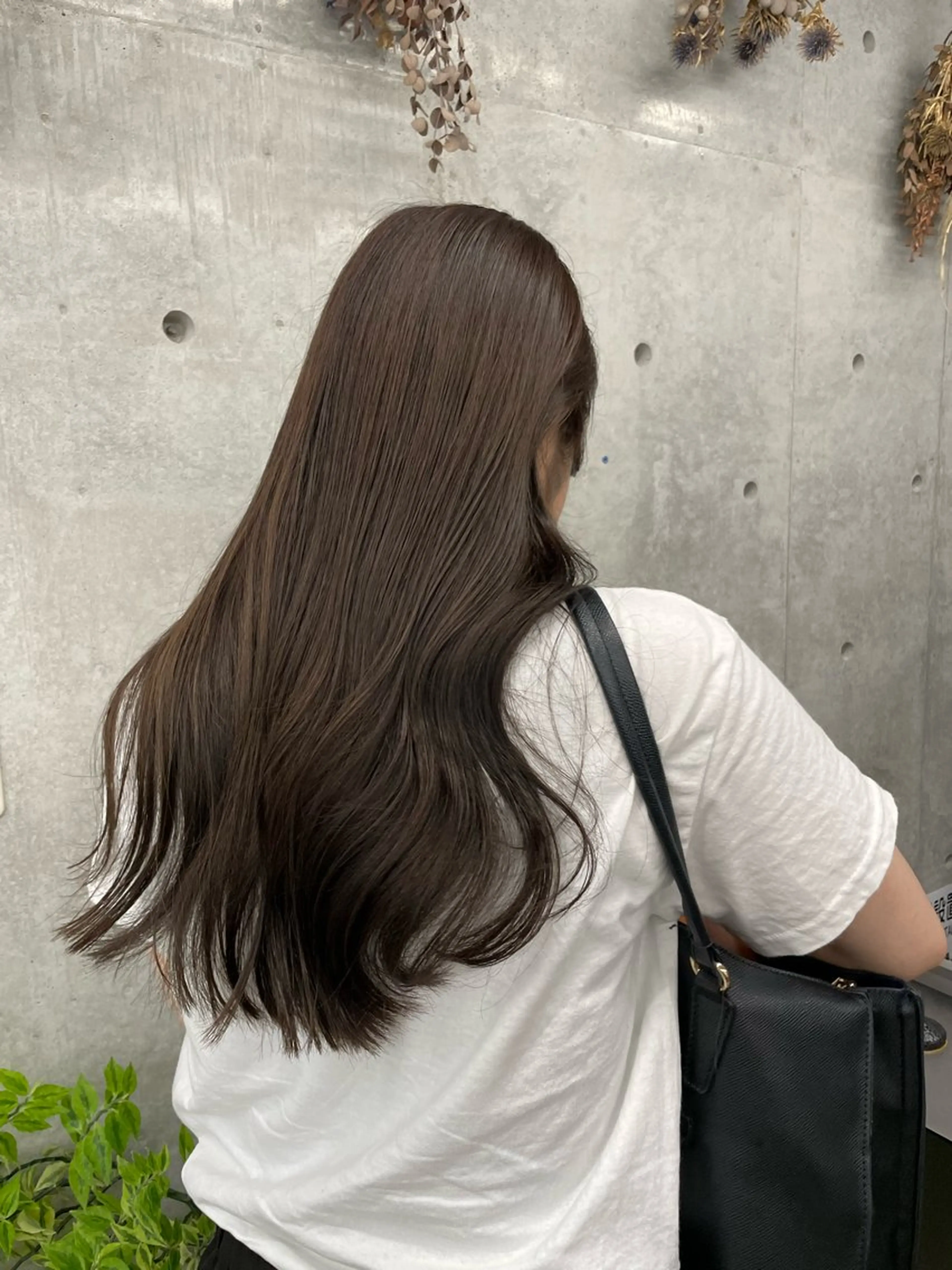 ロング カラー ロングレイヤー アッシュ ベージュカラー ブリーチ 透明感カラー カット ヘアカラー トリートメント 誰よりも丁寧なカット 🍀小林輝のヘアスタイル