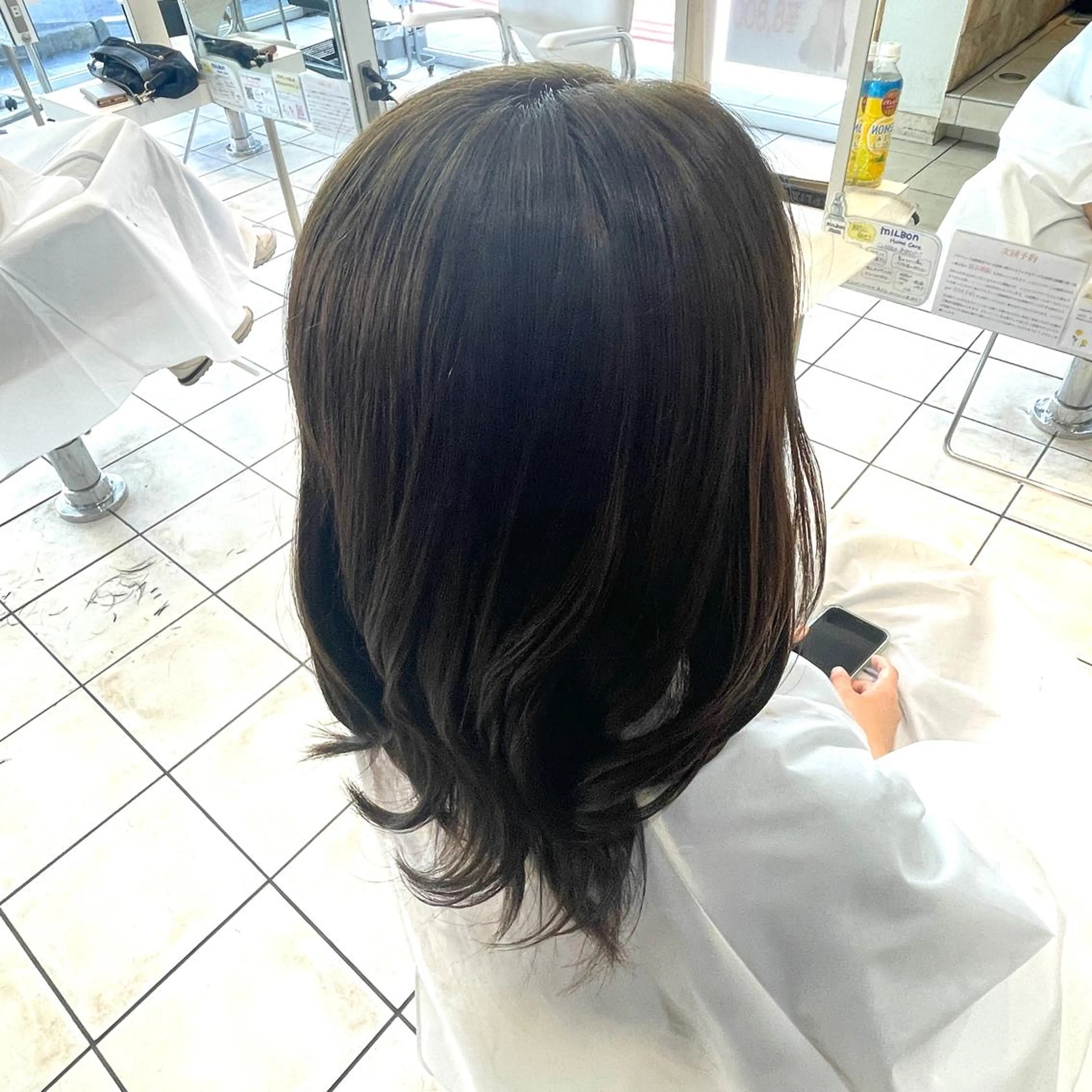 セミロング カラー ベージュカラー オリーブベージュ ヘアカラー トリートメント ブリーチ/ヘアセット 【𝙍𝙞𝙣𝙤】のヘアスタイル